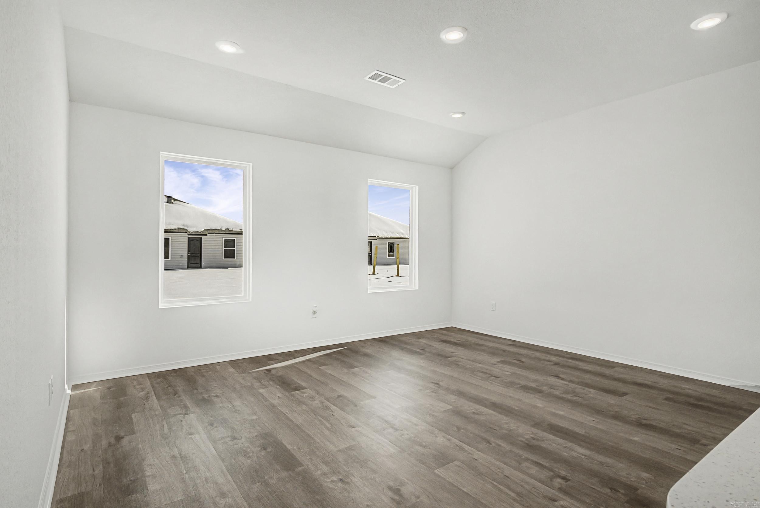 HILL FARM - Residential