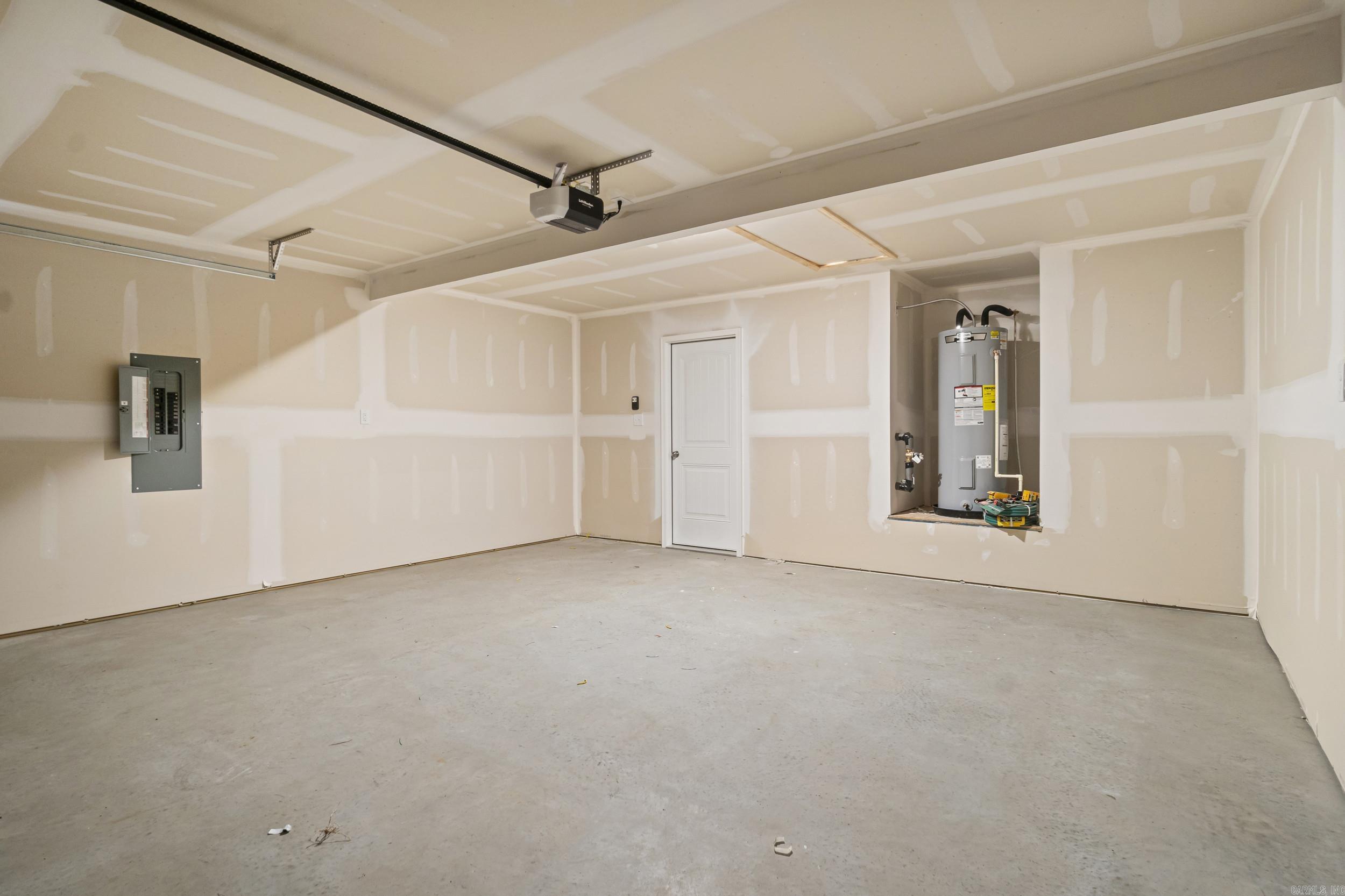 HILL FARM - Residential