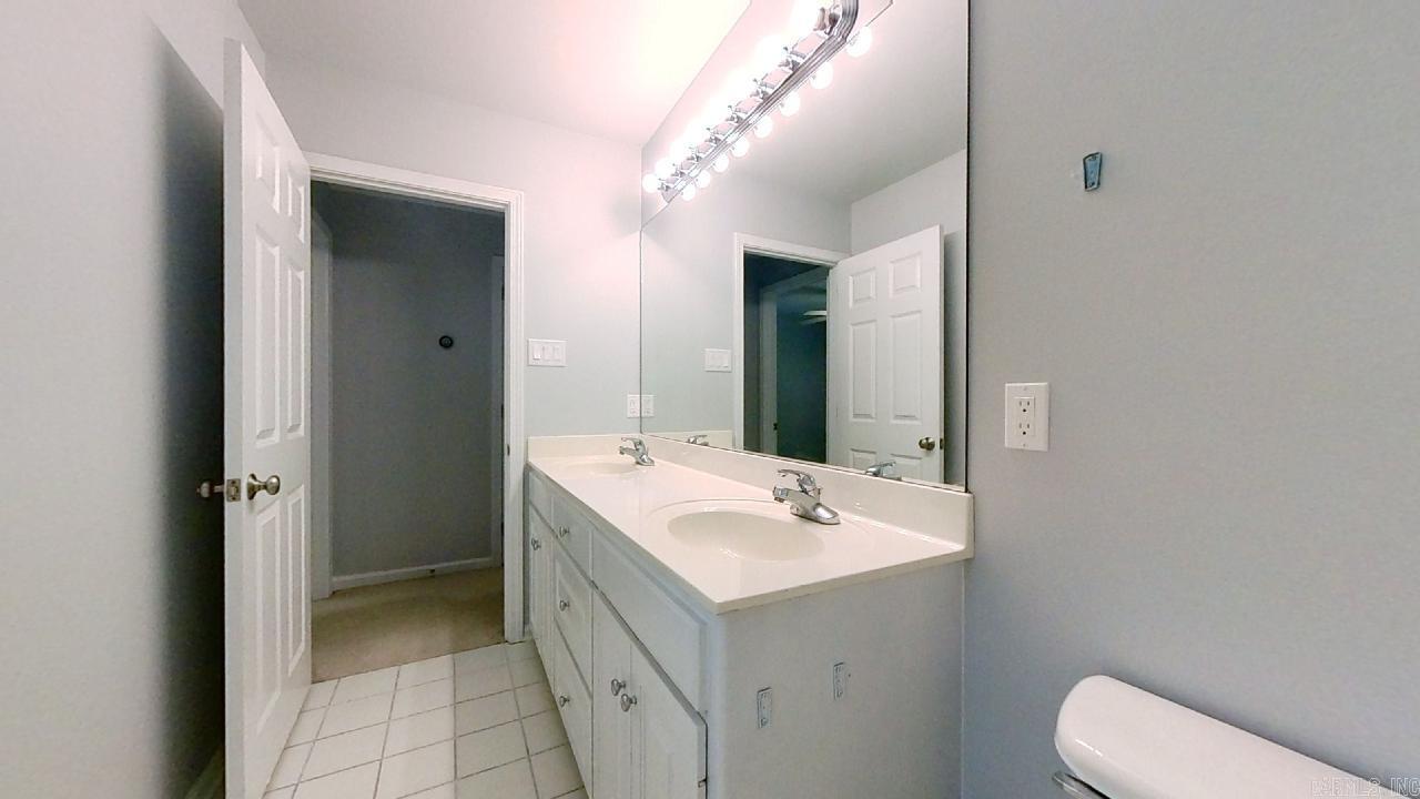 CHENAL VALLEY DUQUESNE COMMUNITY - Residential