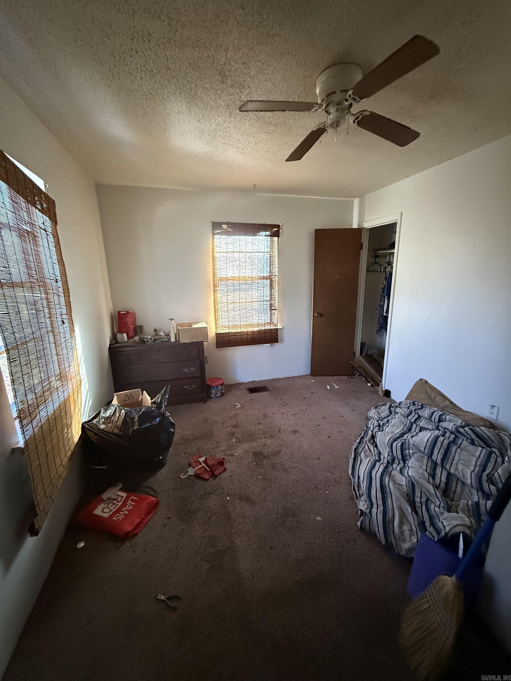 BARROW JOHN - Residential