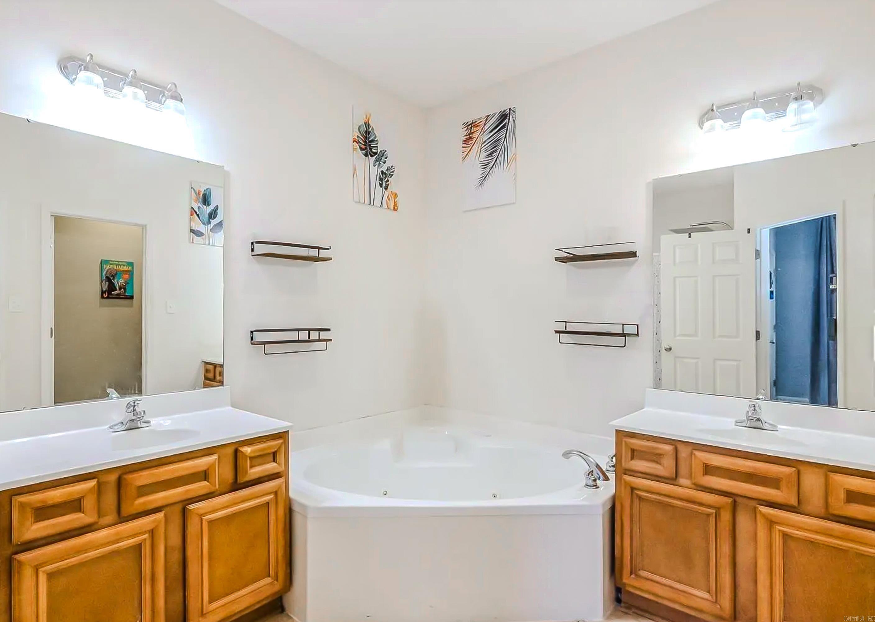 HORTON HILLS - Residential