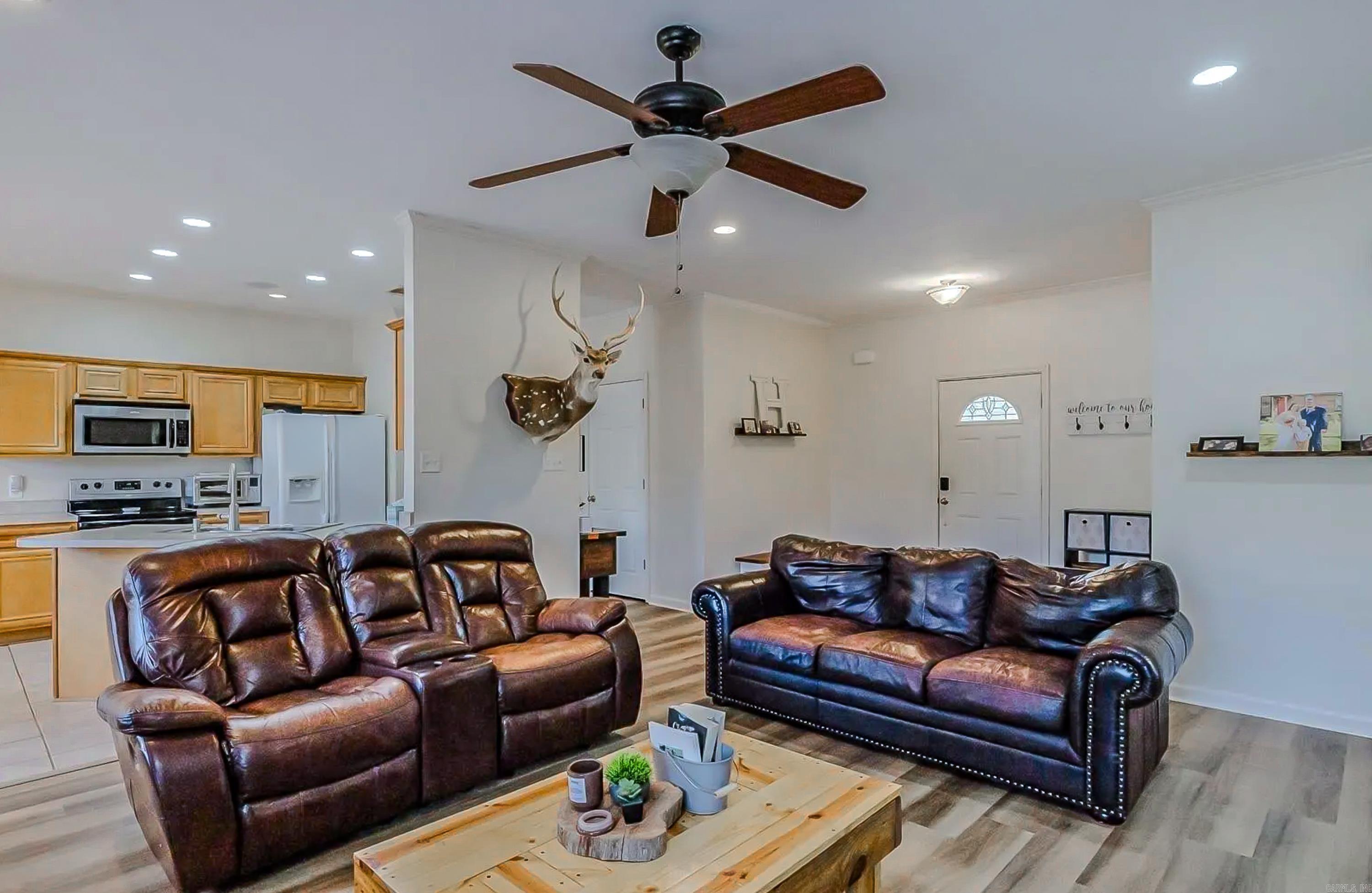 HORTON HILLS - Residential