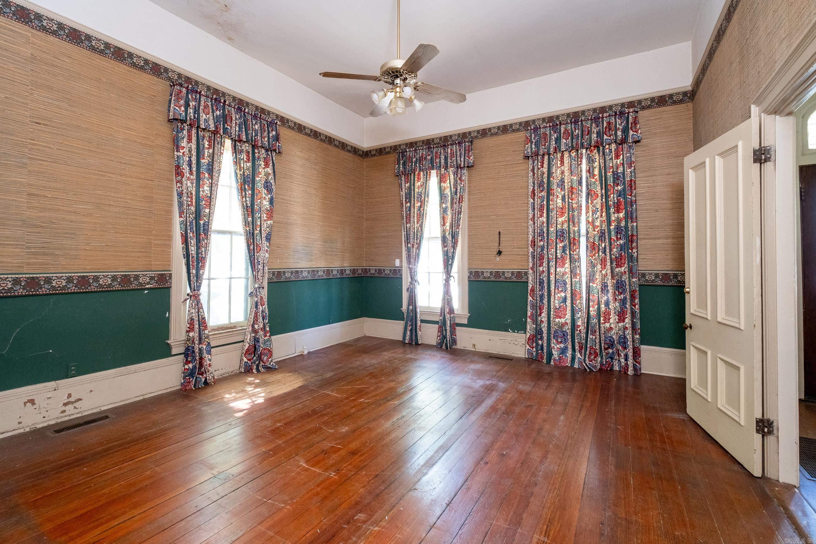 City of Little Rock - Commercial Sale