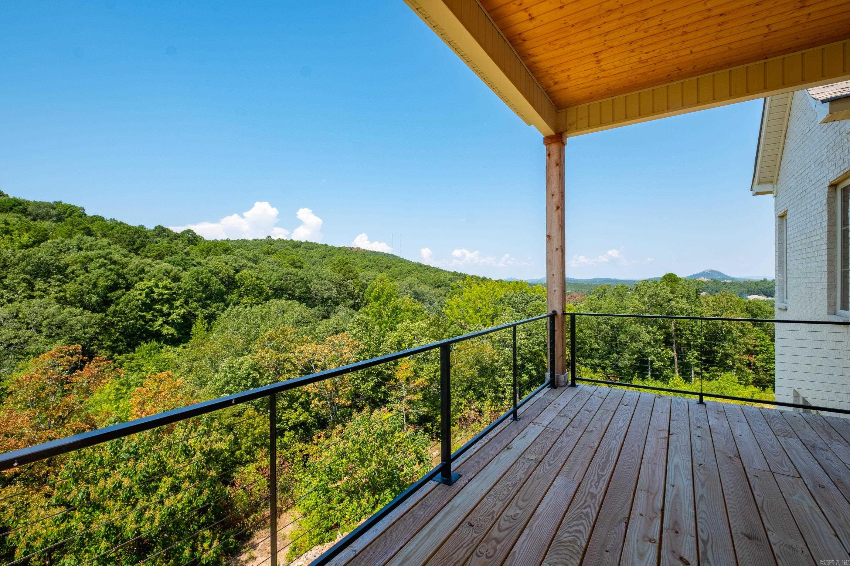 CHENAL VALLEY "FALSTONE COURT" - Residential