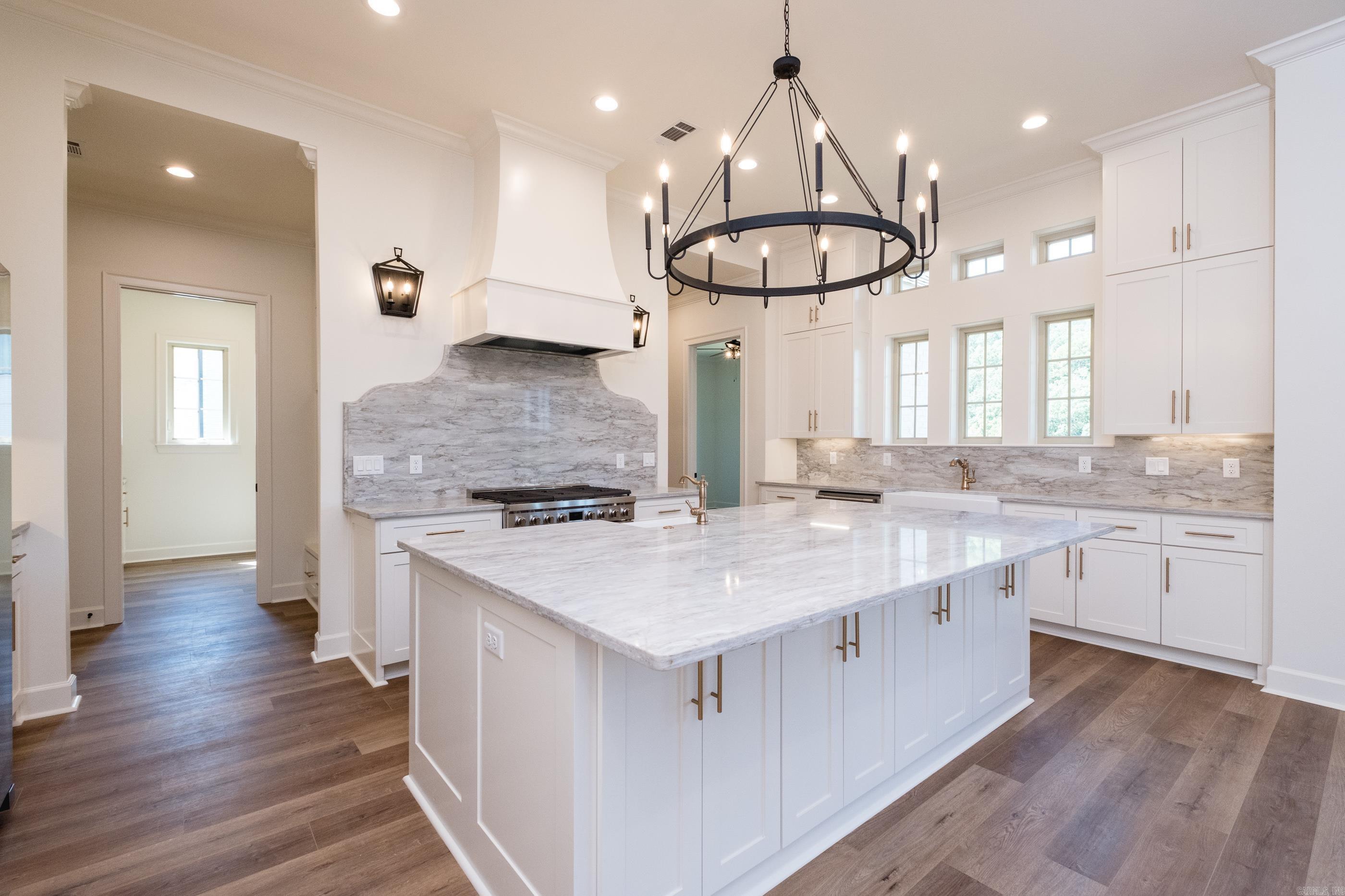 CHENAL VALLEY "FALSTONE COURT" - Residential