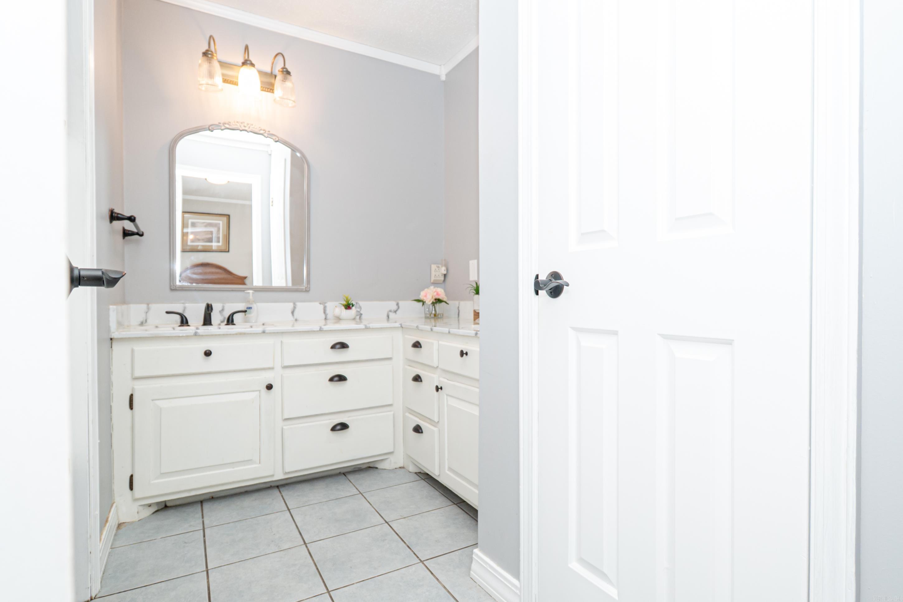 Felsenthal - Residential