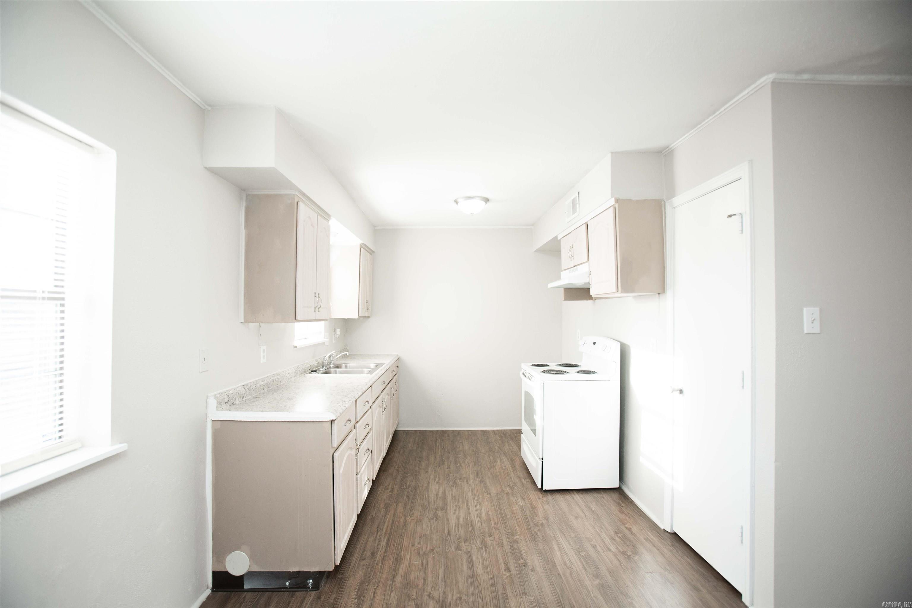 East View - Residential Lease