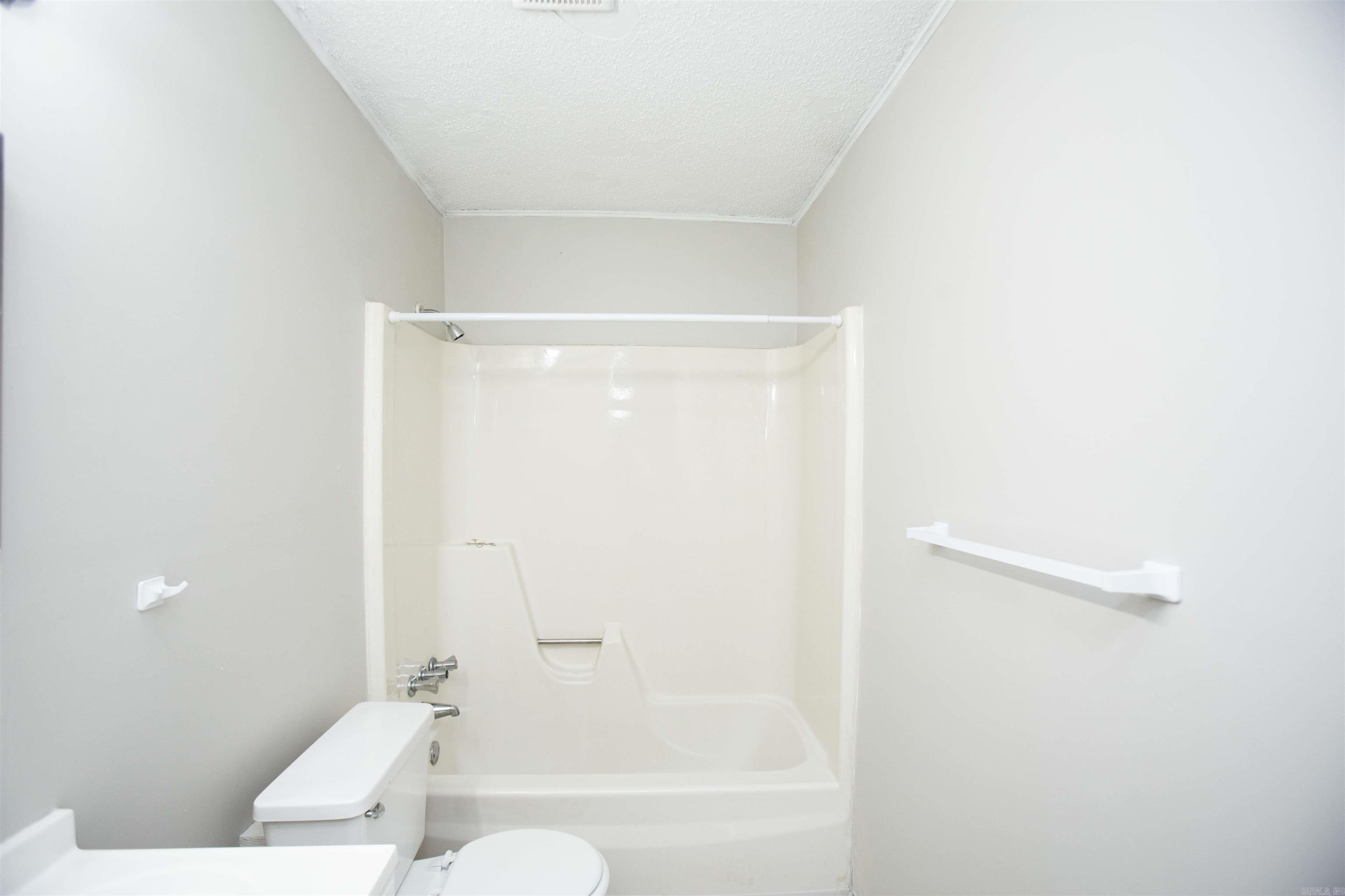 East View - Residential Lease