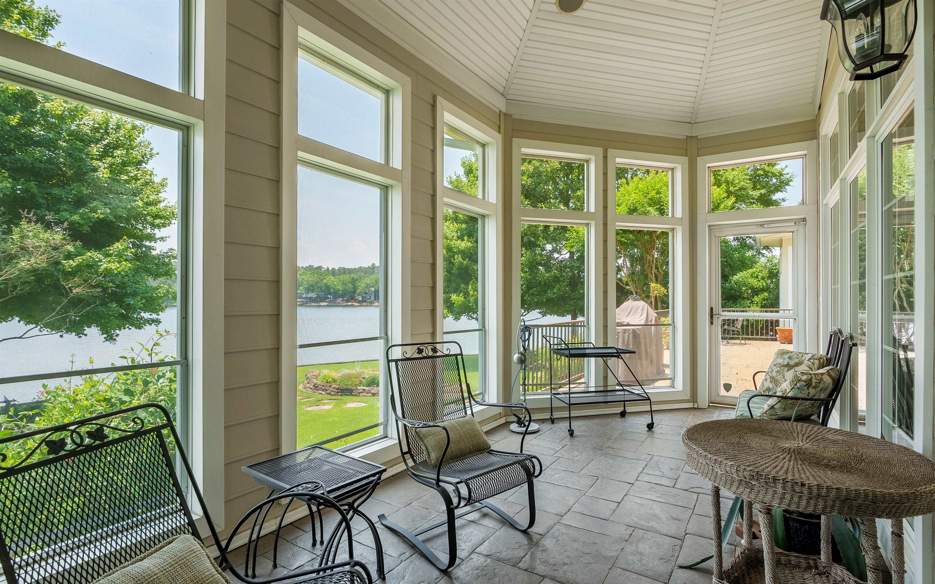 Galeon - Residential