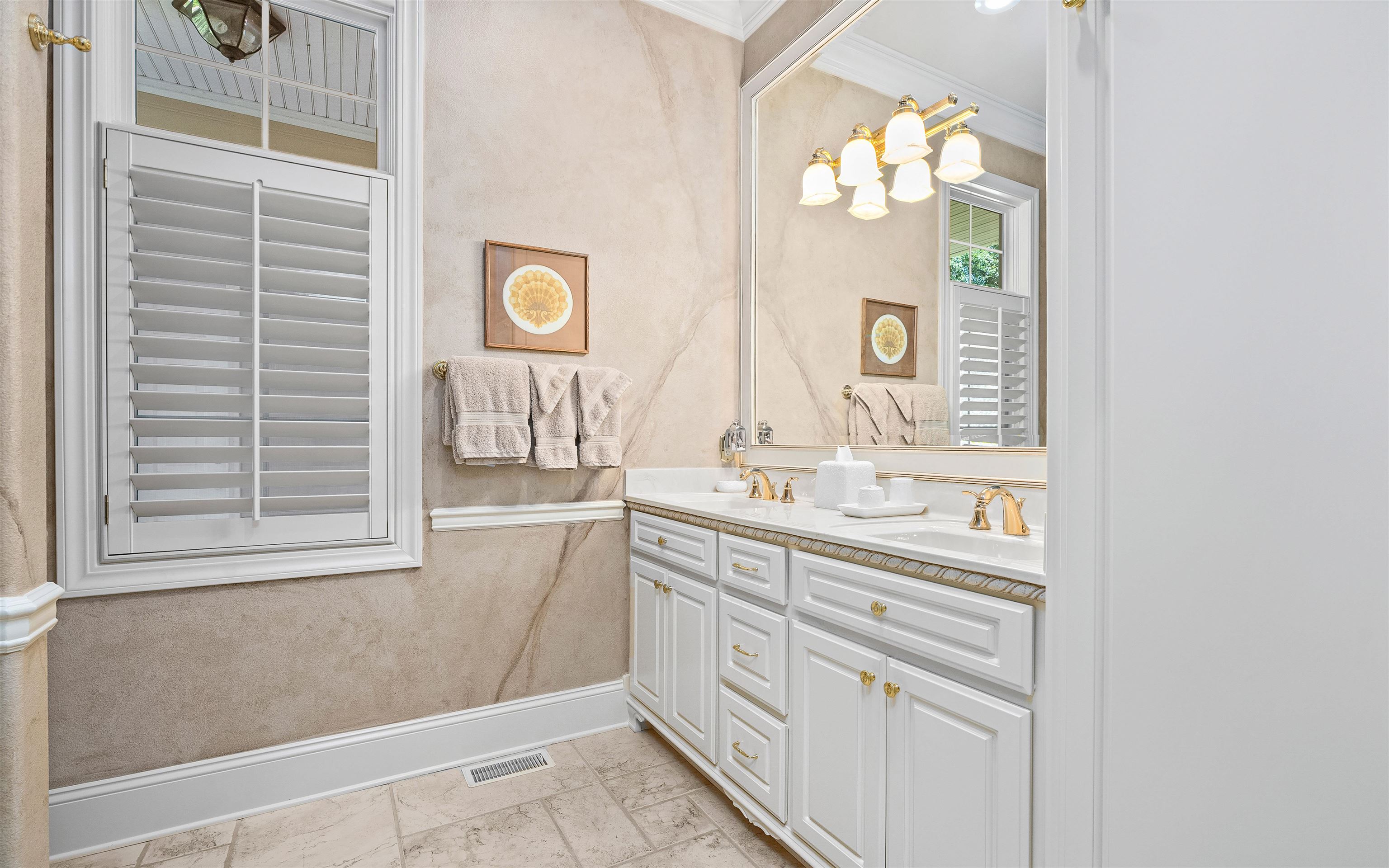 Galeon - Residential