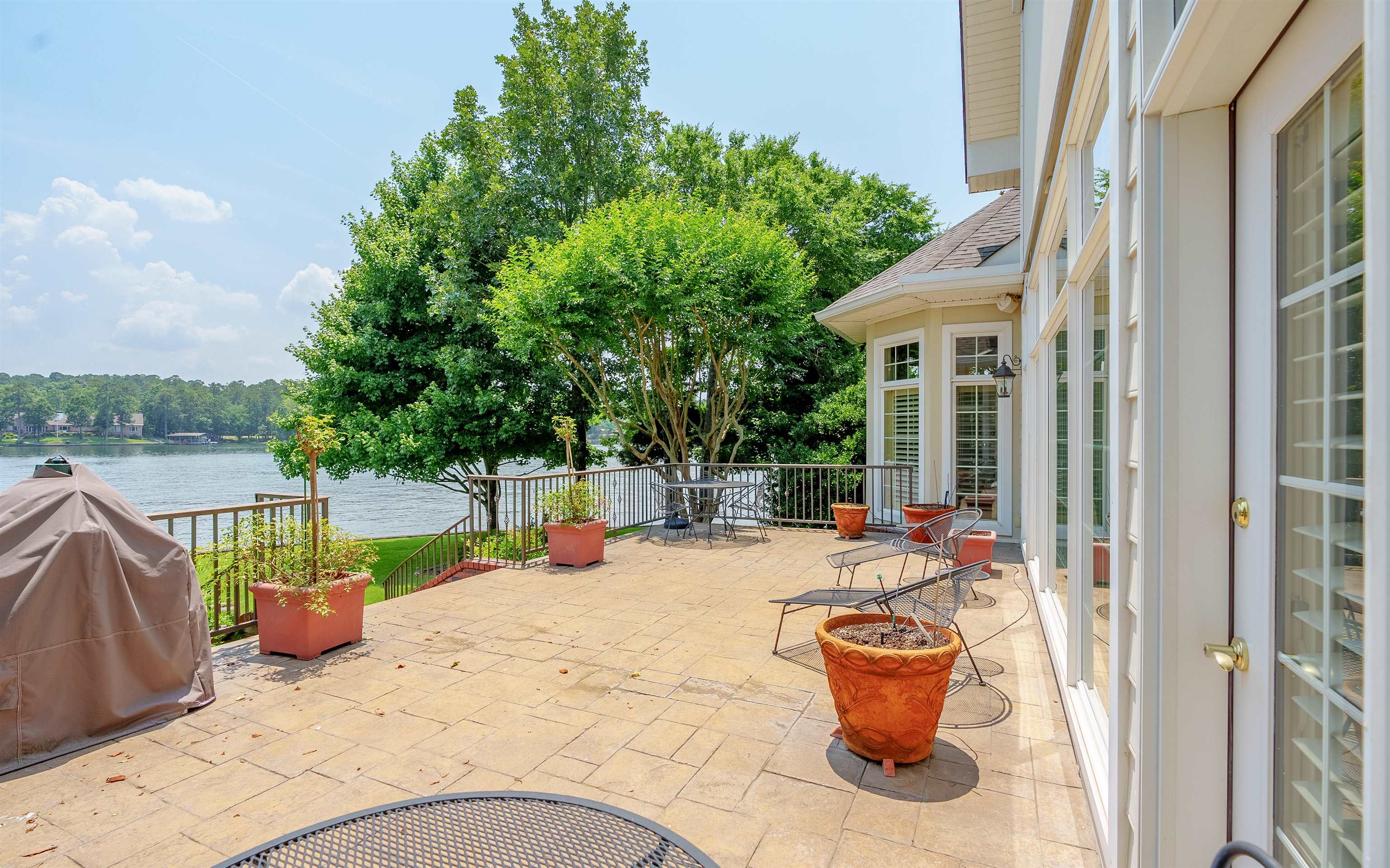 Galeon - Residential