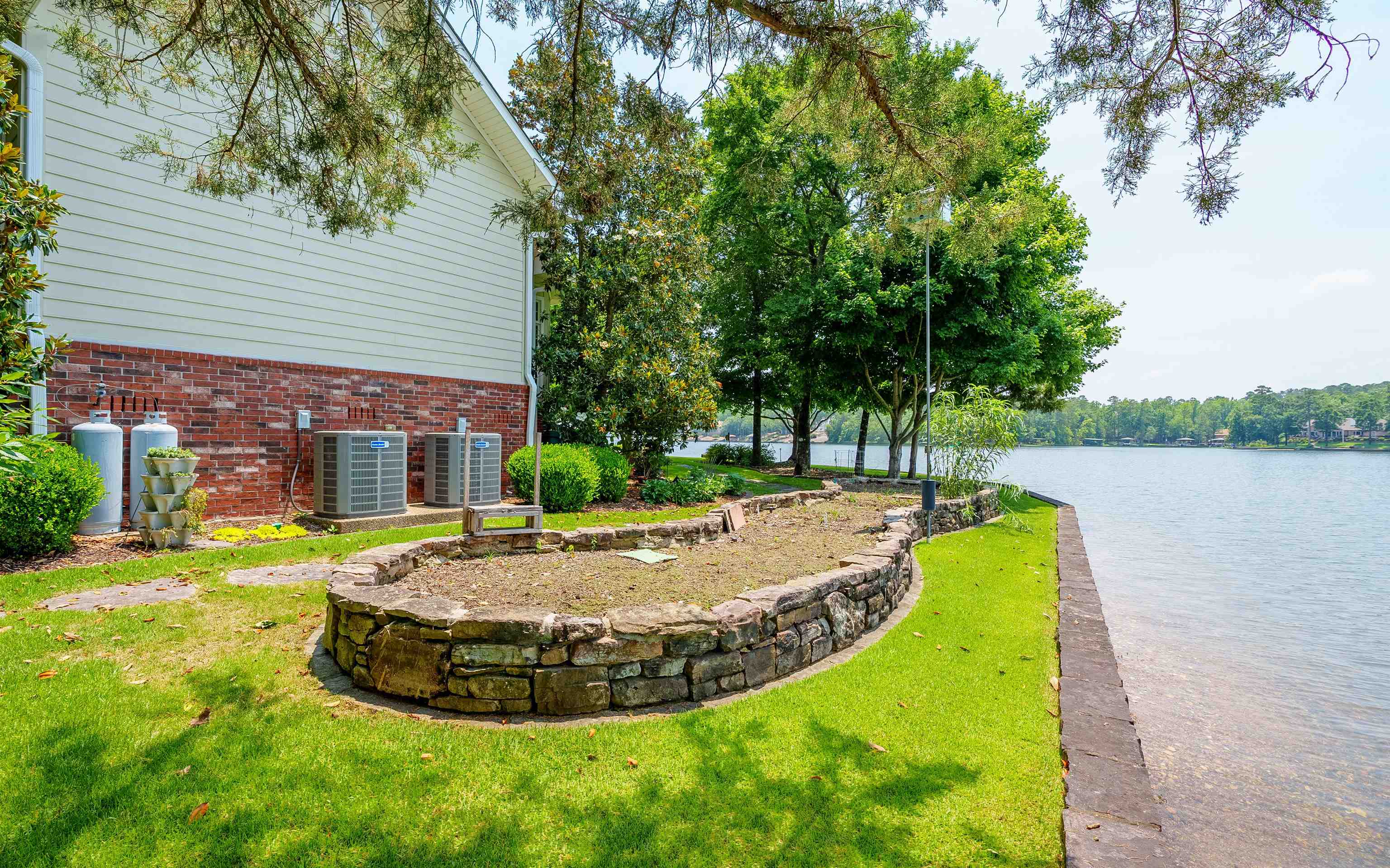 Galeon - Residential