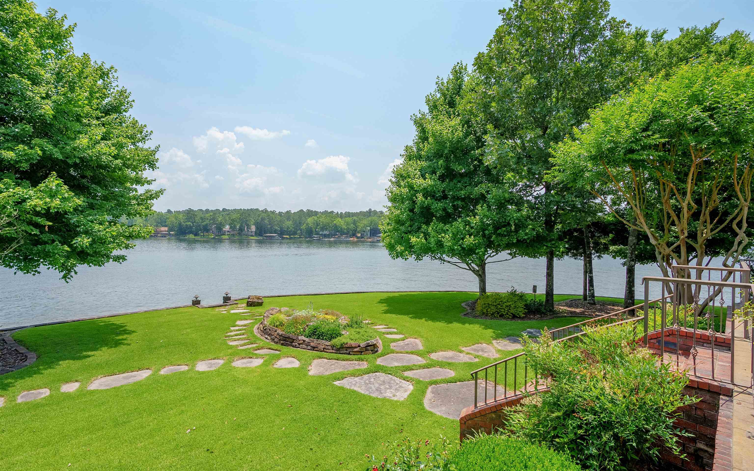 Galeon - Residential