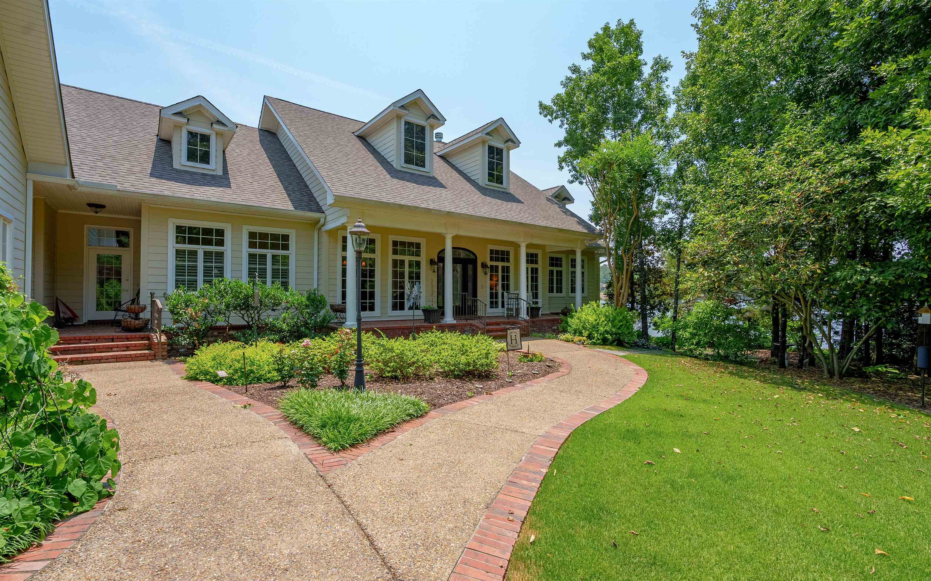 Galeon - Residential