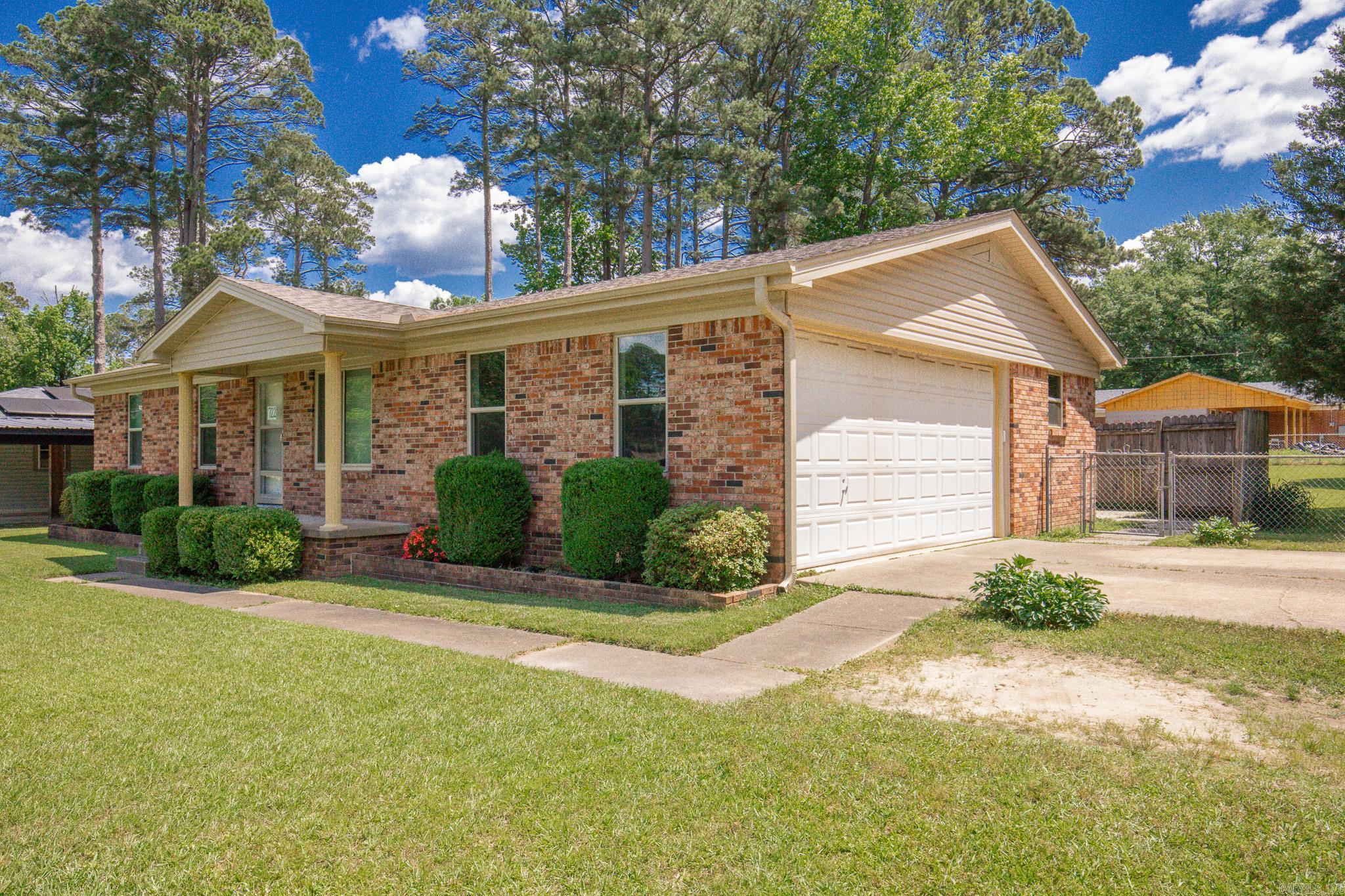 TOLER - Residential