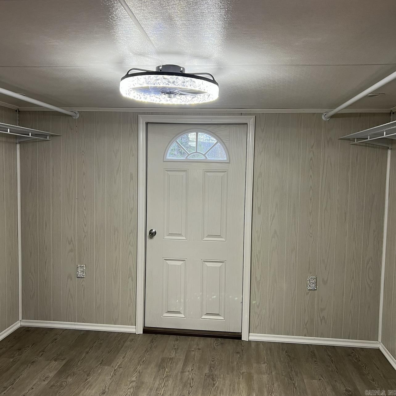 PINE VALLEY ESTATES - Residential