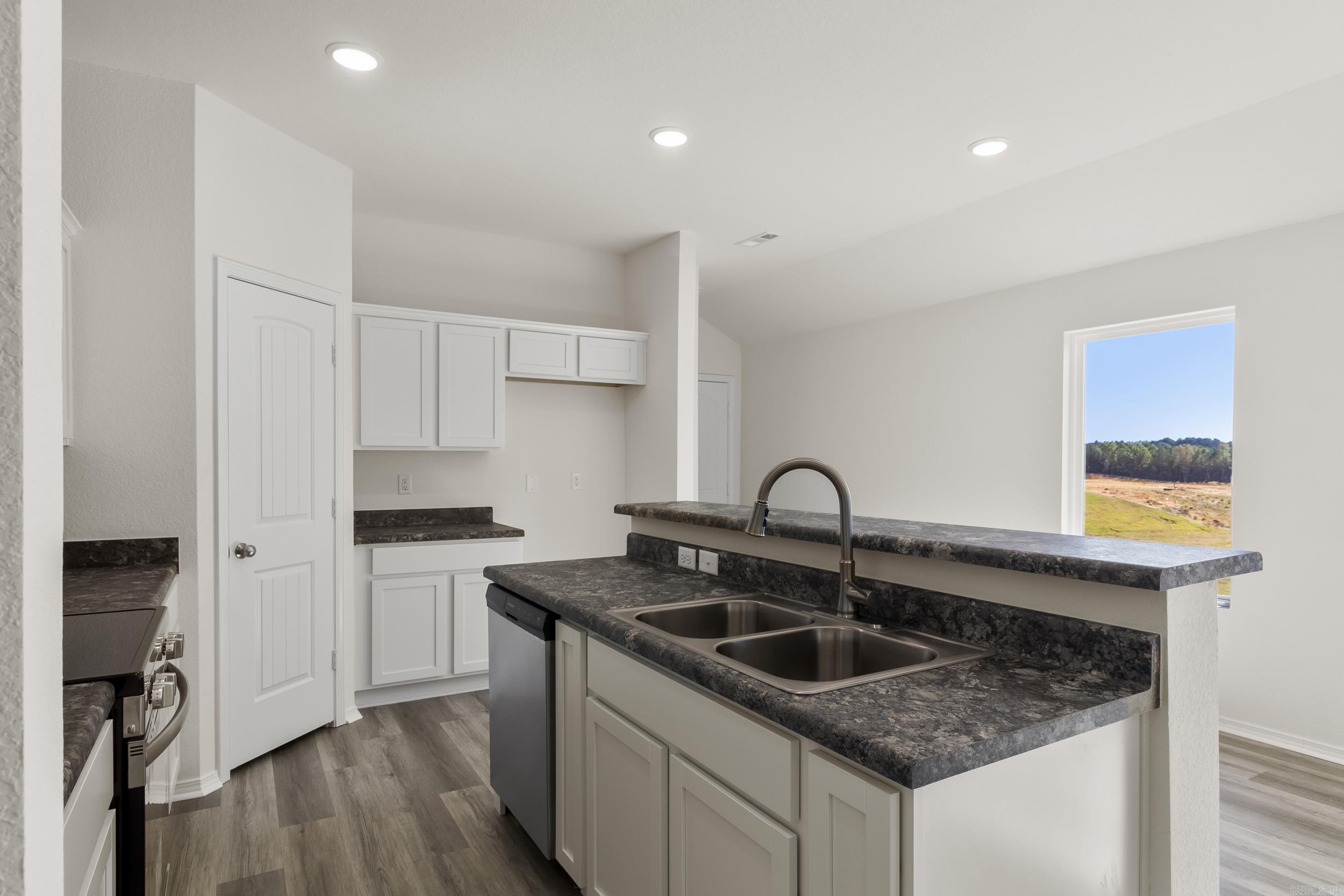 THE MEADOWS - Residential