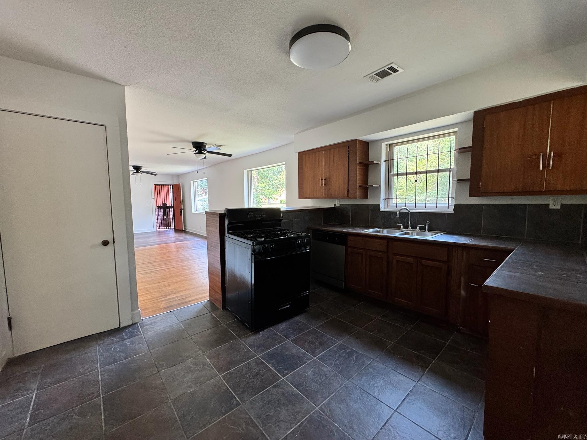 BOULEVARD TERRACE - Residential