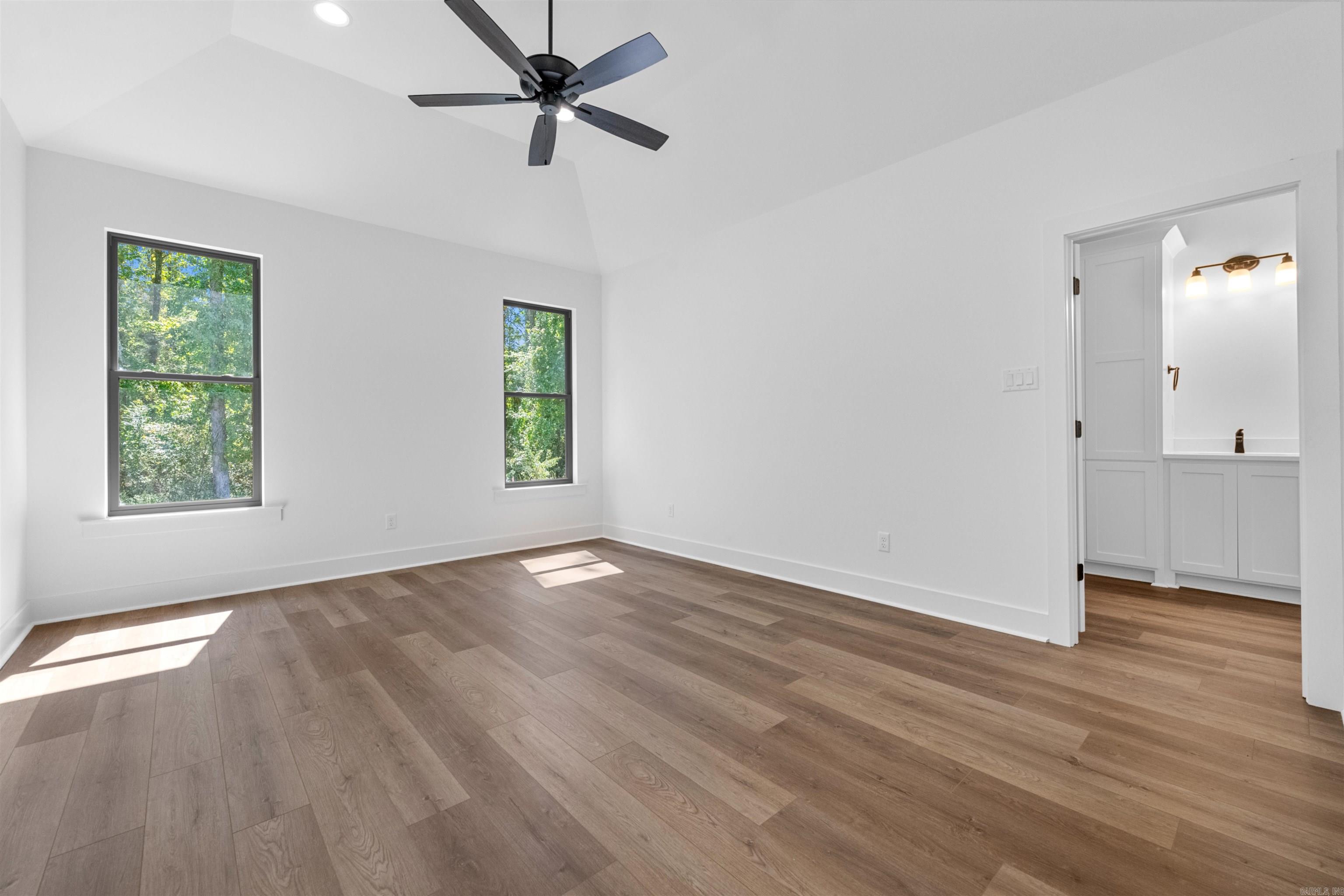 FOXWOOD GARDENS - Residential