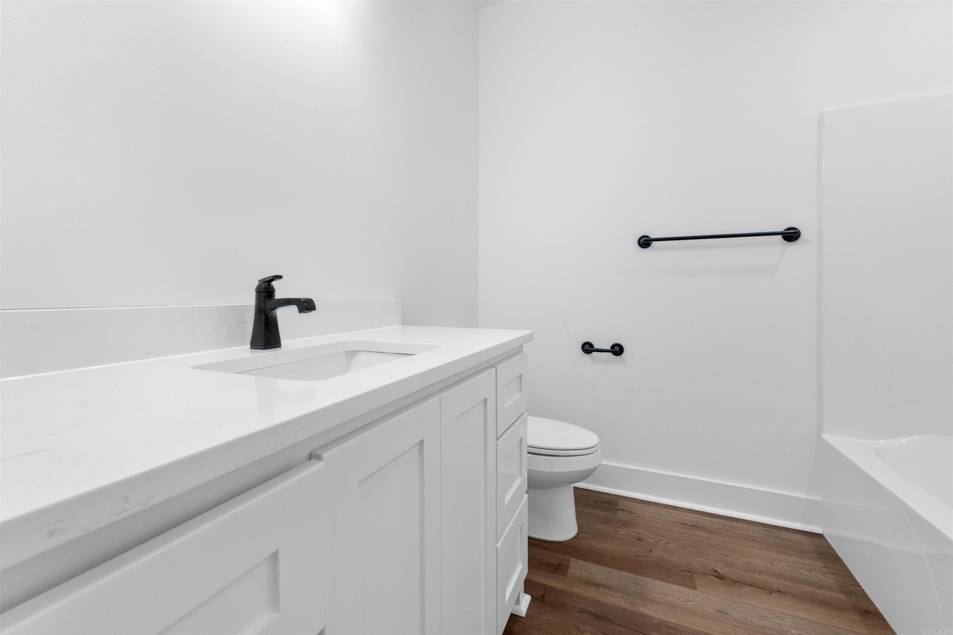 FOXWOOD GARDENS - Residential