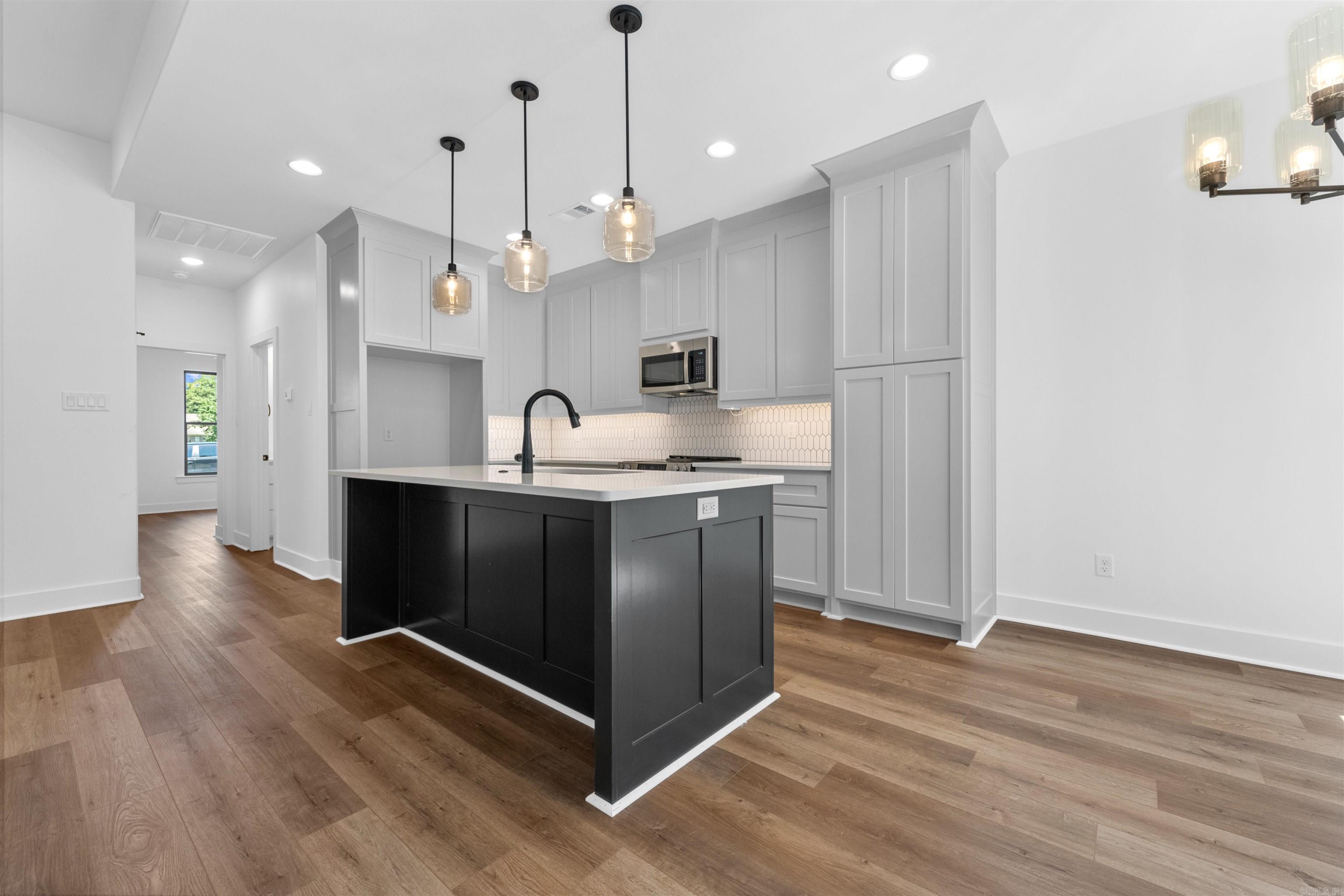 FOXWOOD GARDENS - Residential