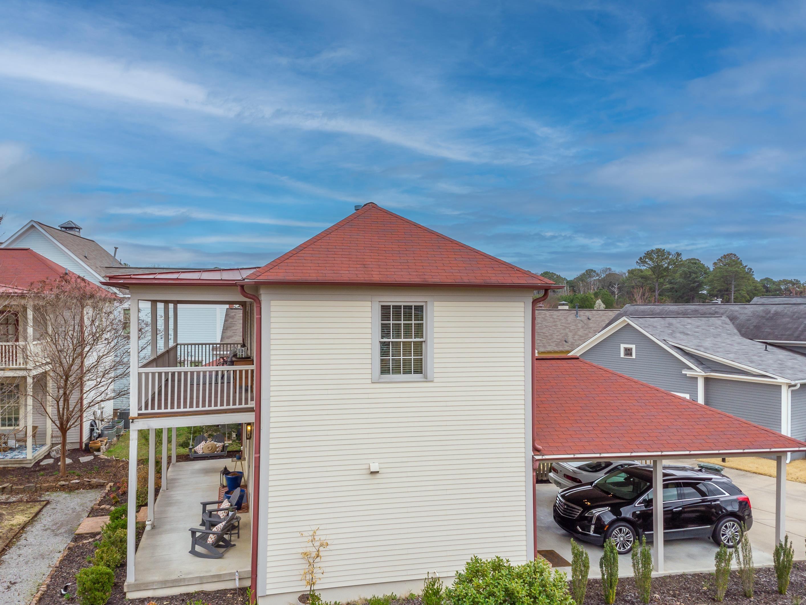 VILLAGE AT HENDRIX - Residential