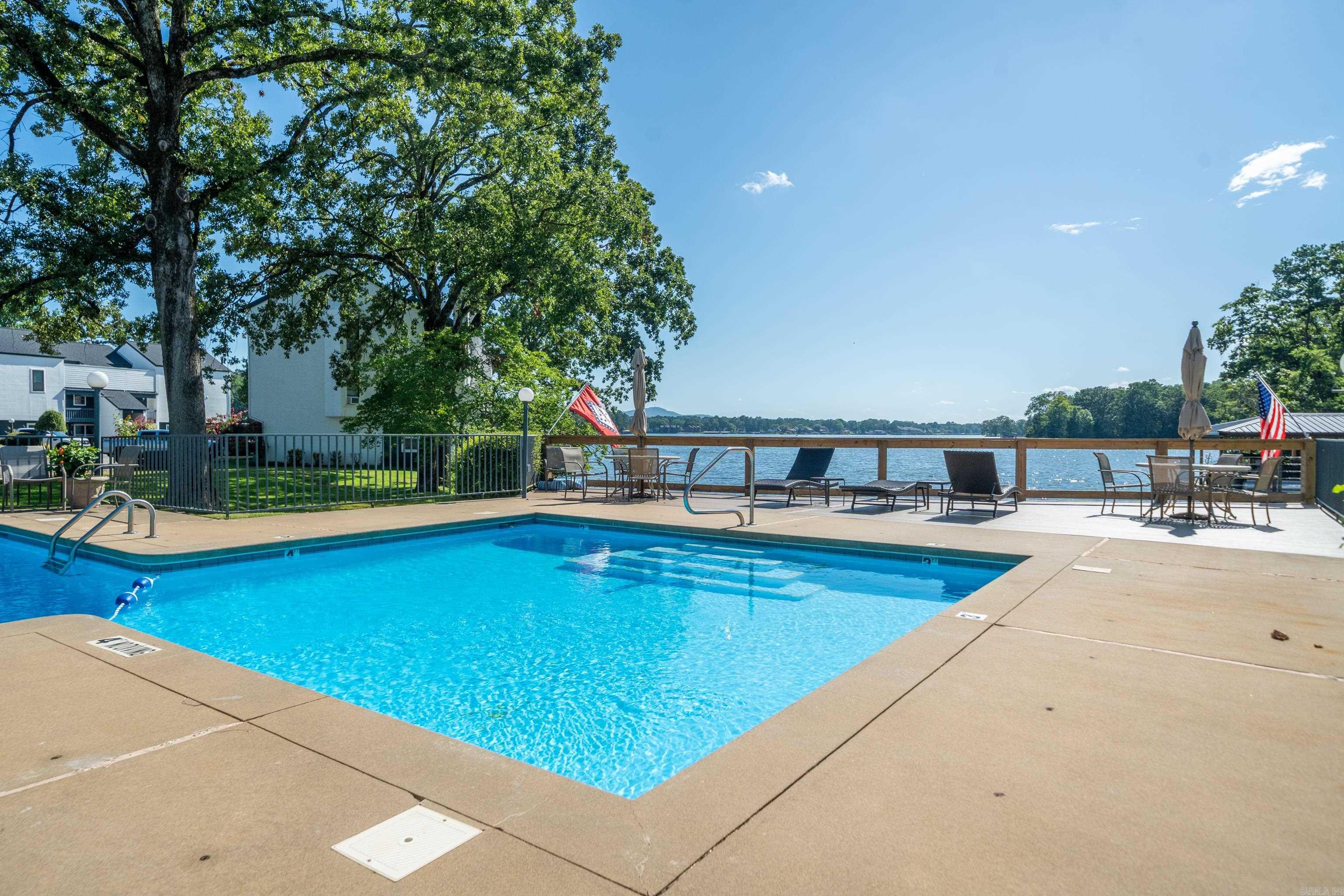 Treehouse Condo Phase II - Residential