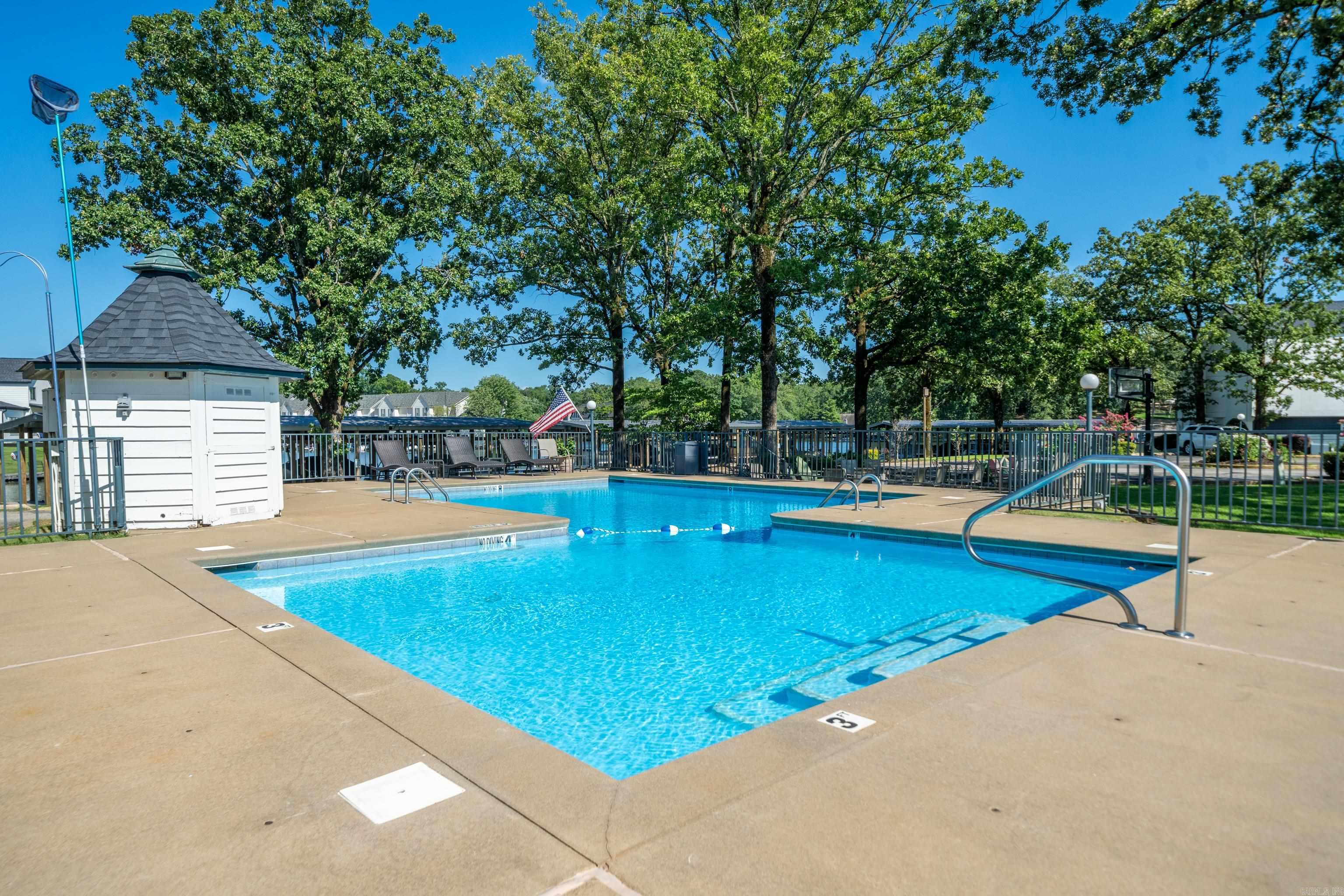 Treehouse Condo Phase II - Residential