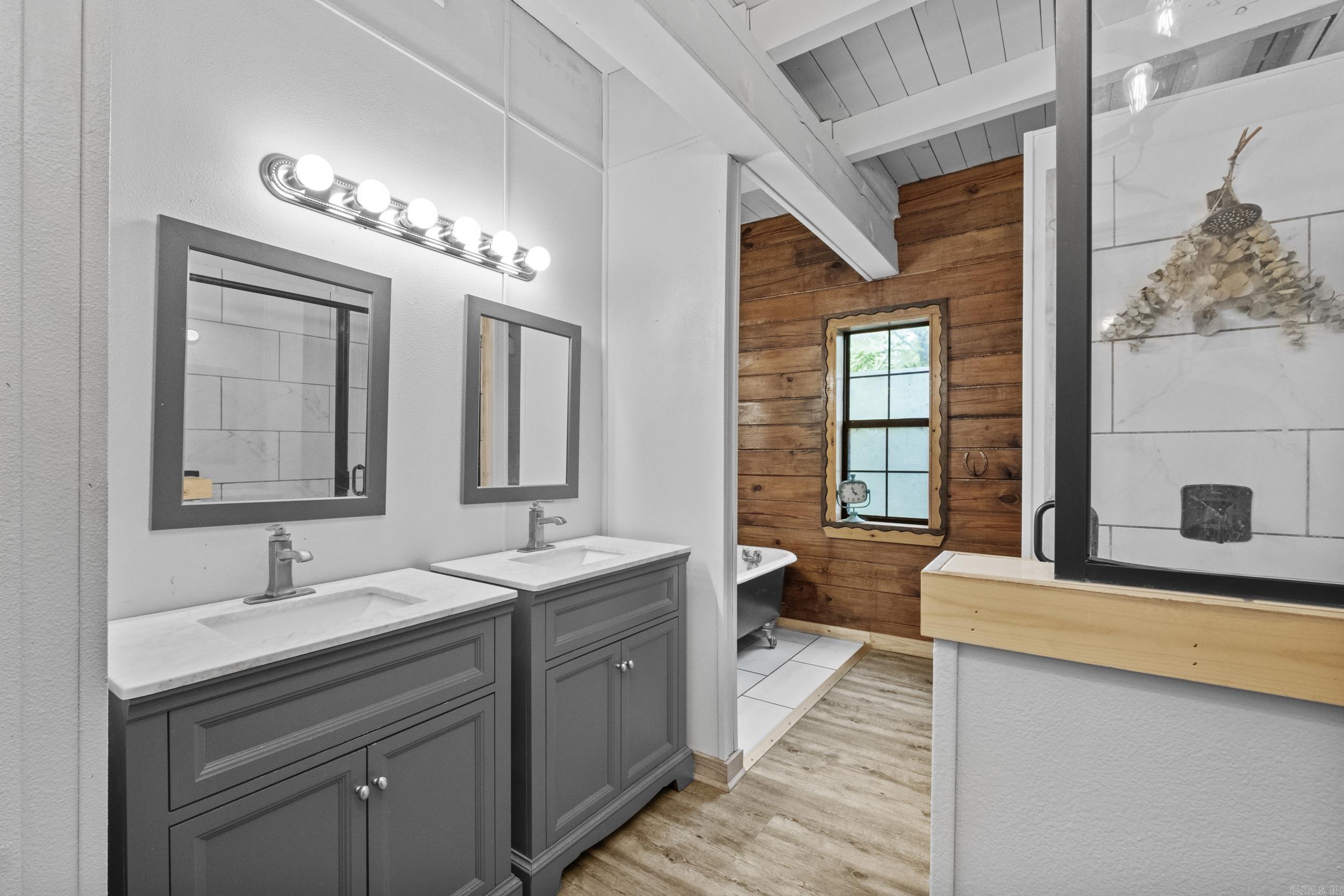 Pride Gap Ranchos - Residential