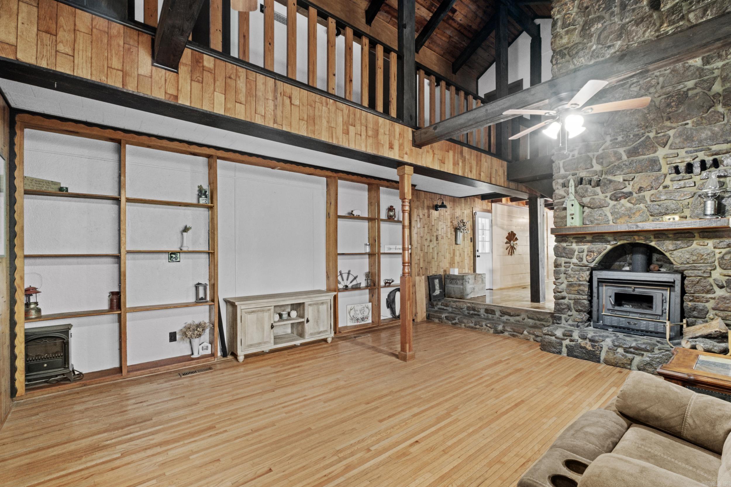 Pride Gap Ranchos - Residential