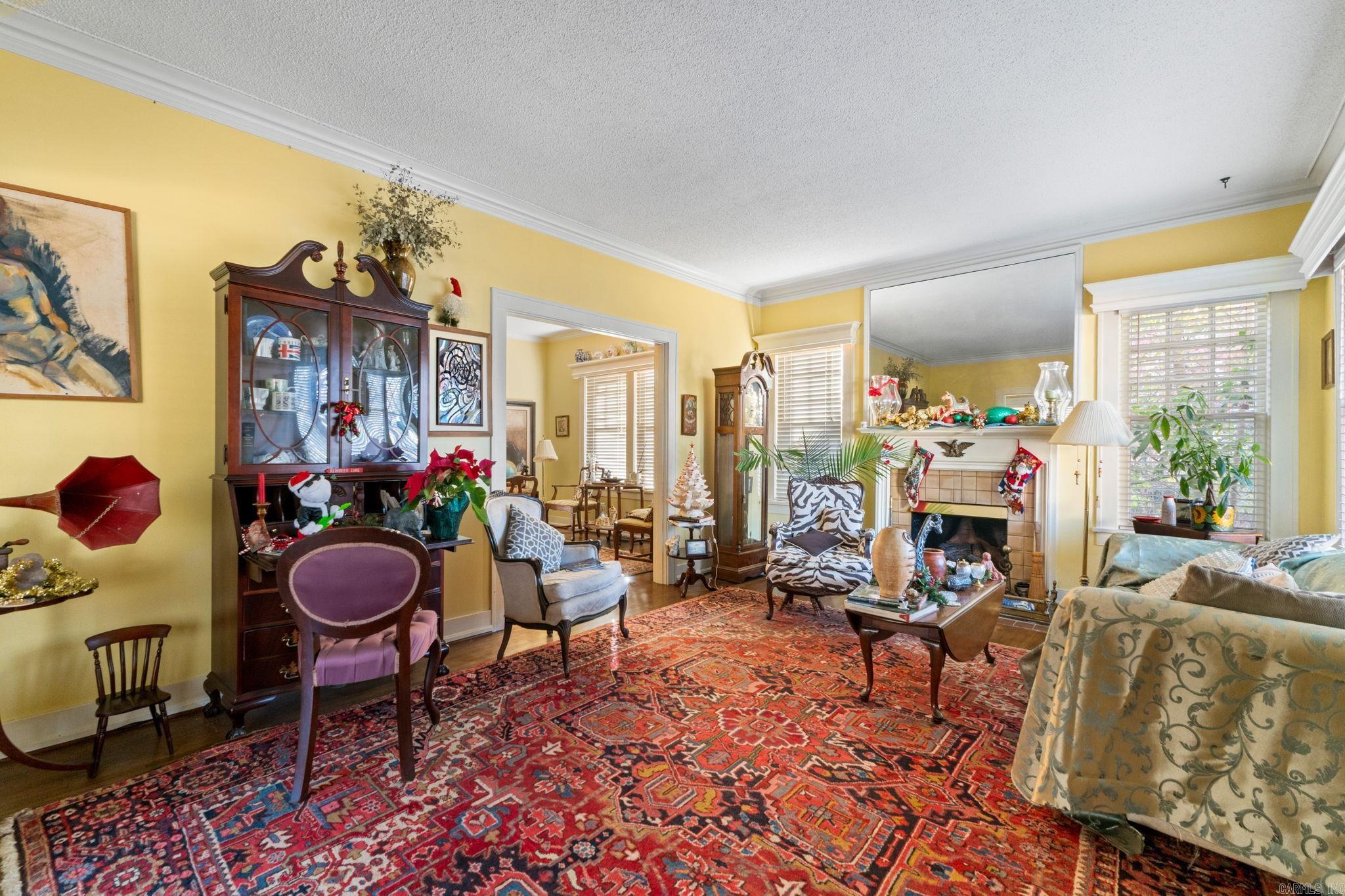 NEWTONS - Residential