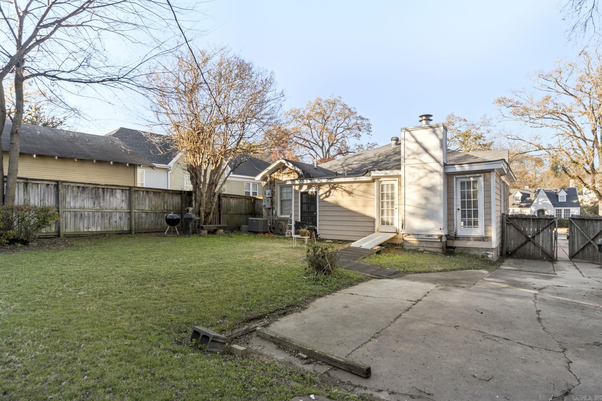 NEWTONS - Residential