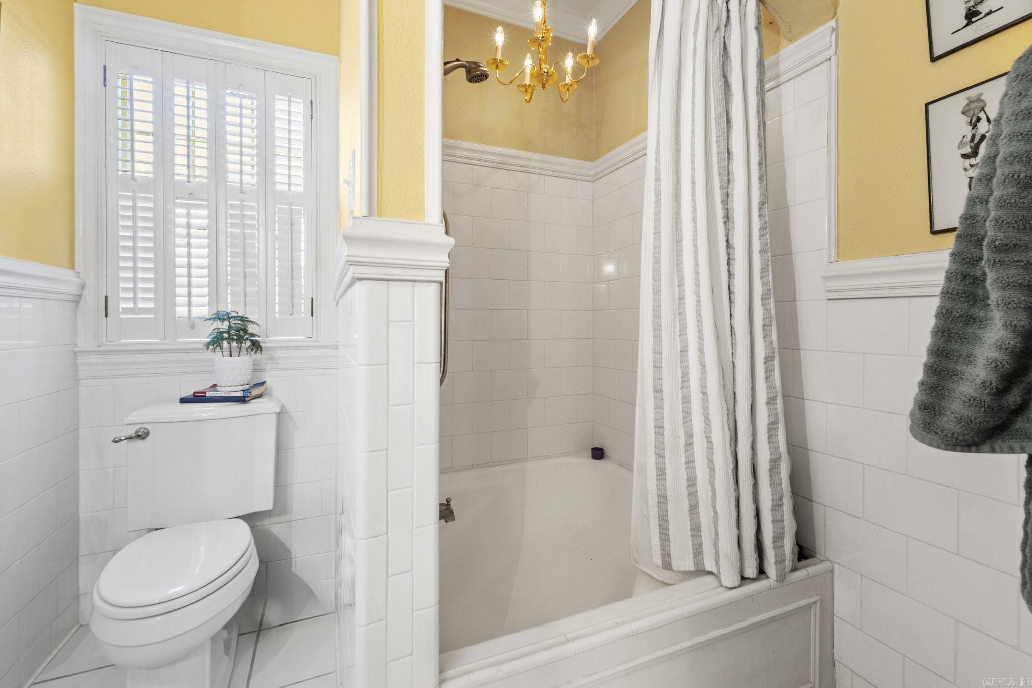 NEWTONS - Residential