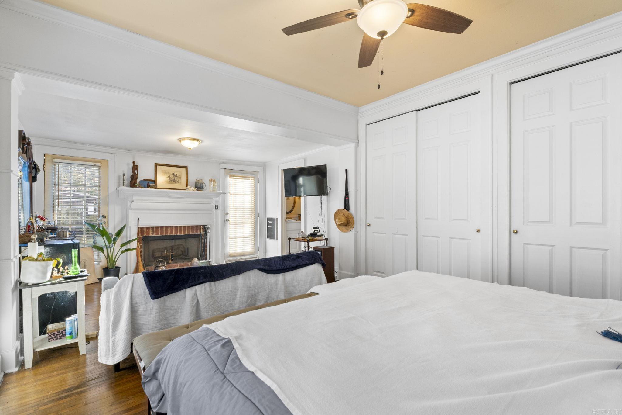 NEWTONS - Residential