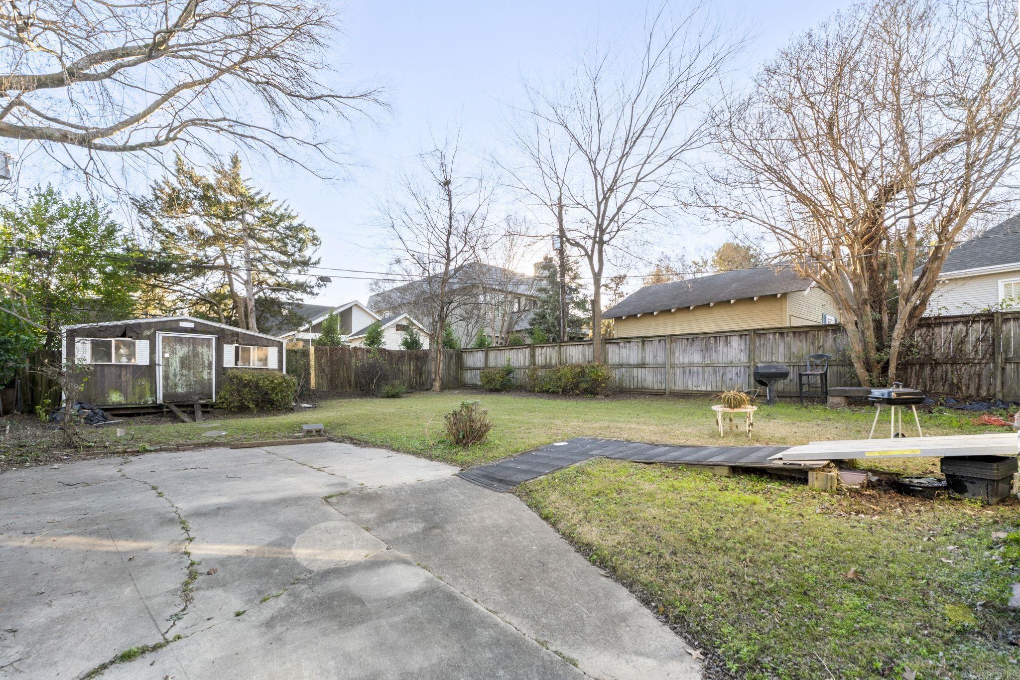 NEWTONS - Residential