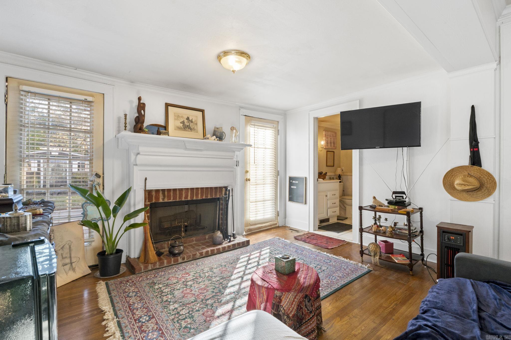 NEWTONS - Residential