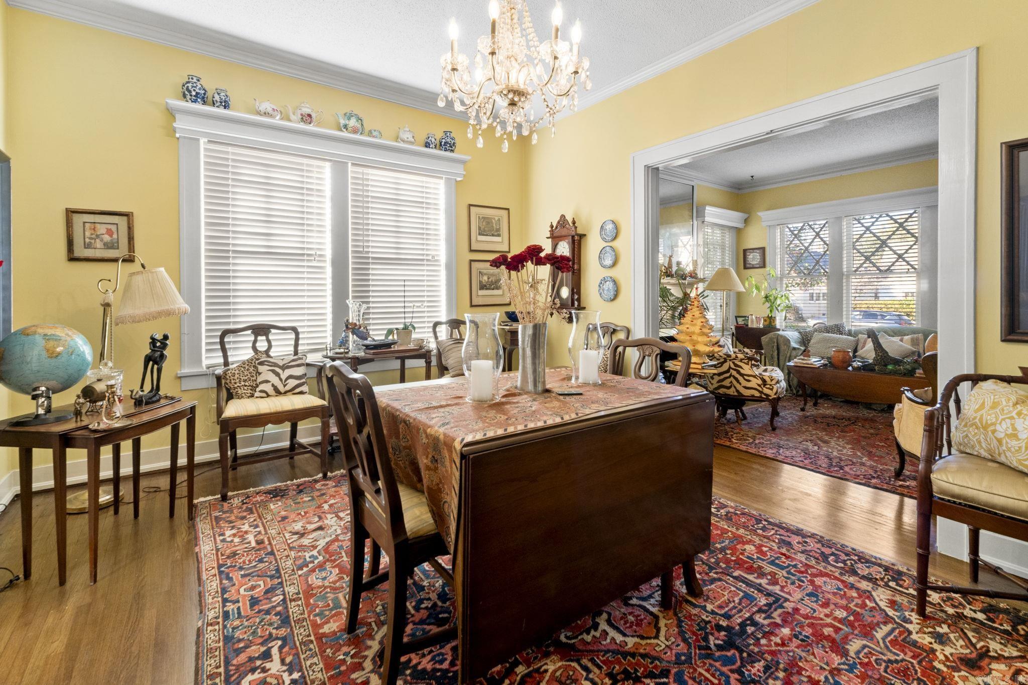 NEWTONS - Residential