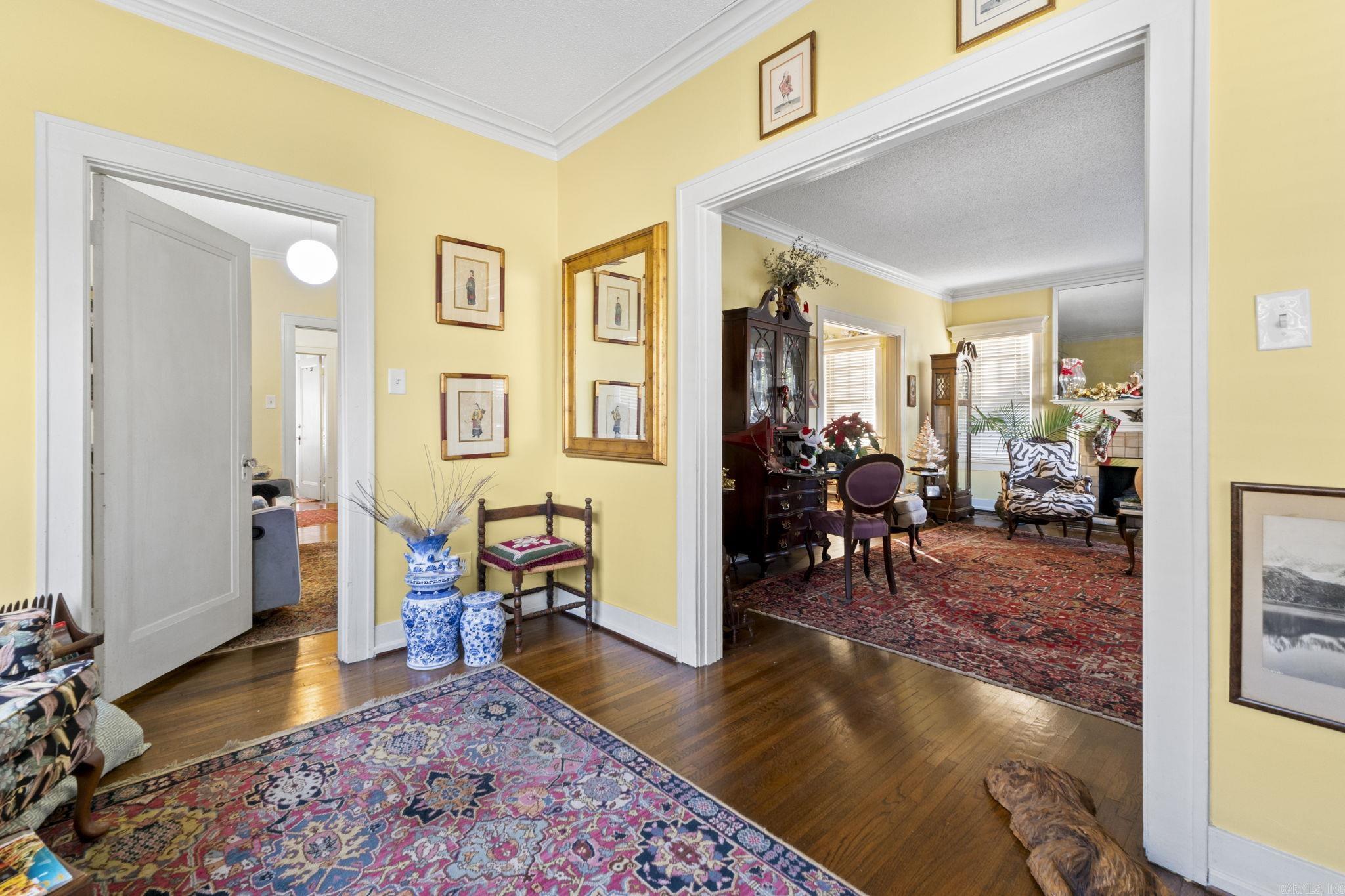 NEWTONS - Residential