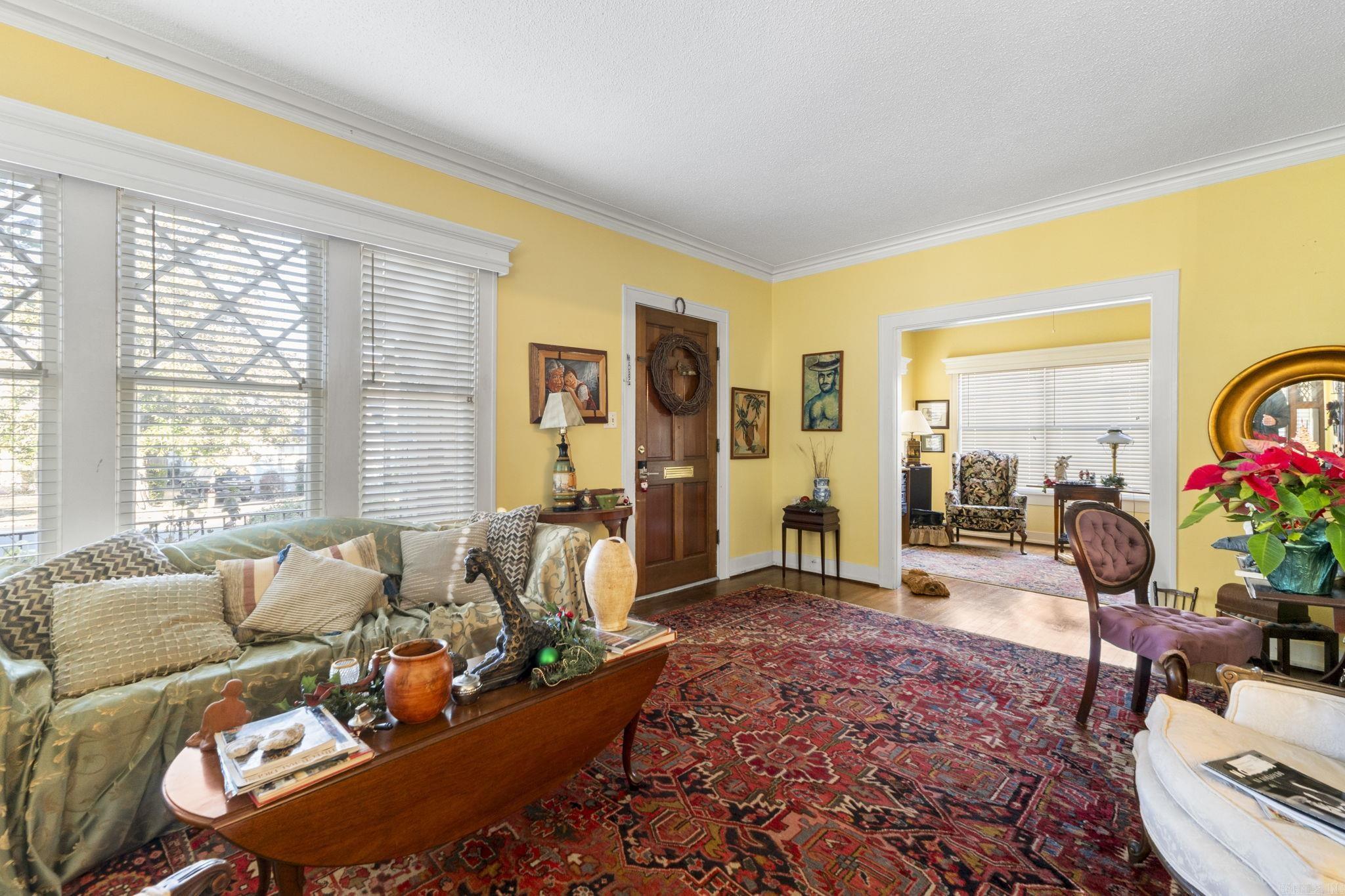 NEWTONS - Residential