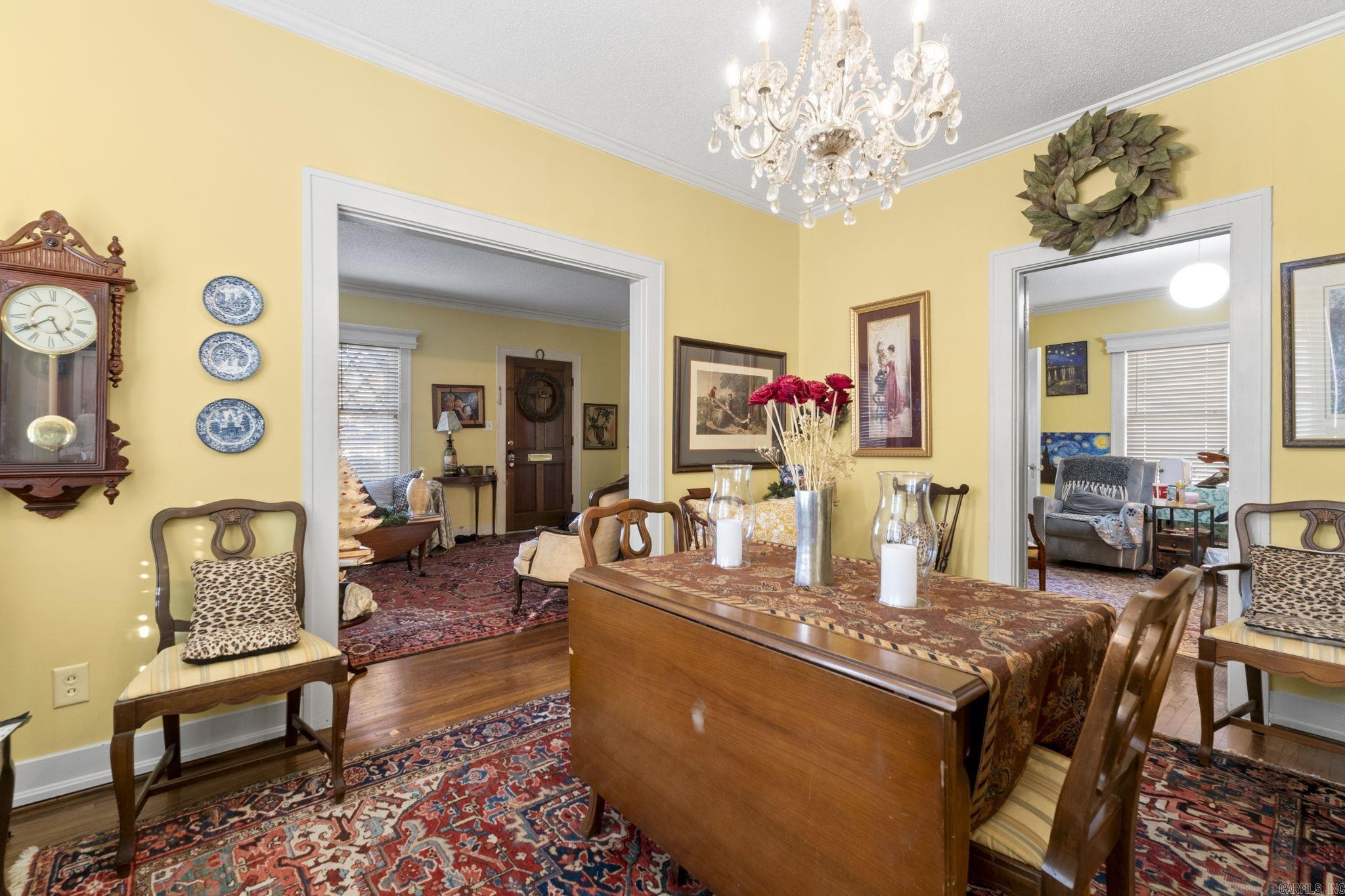 NEWTONS - Residential