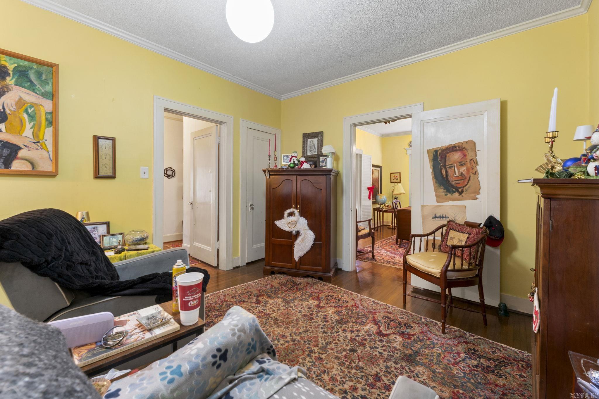 NEWTONS - Residential