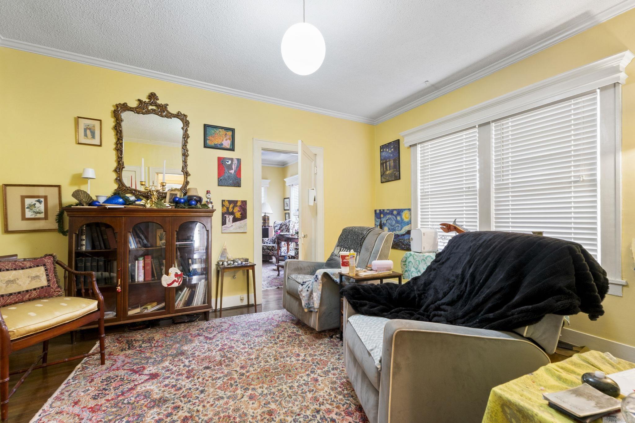 NEWTONS - Residential