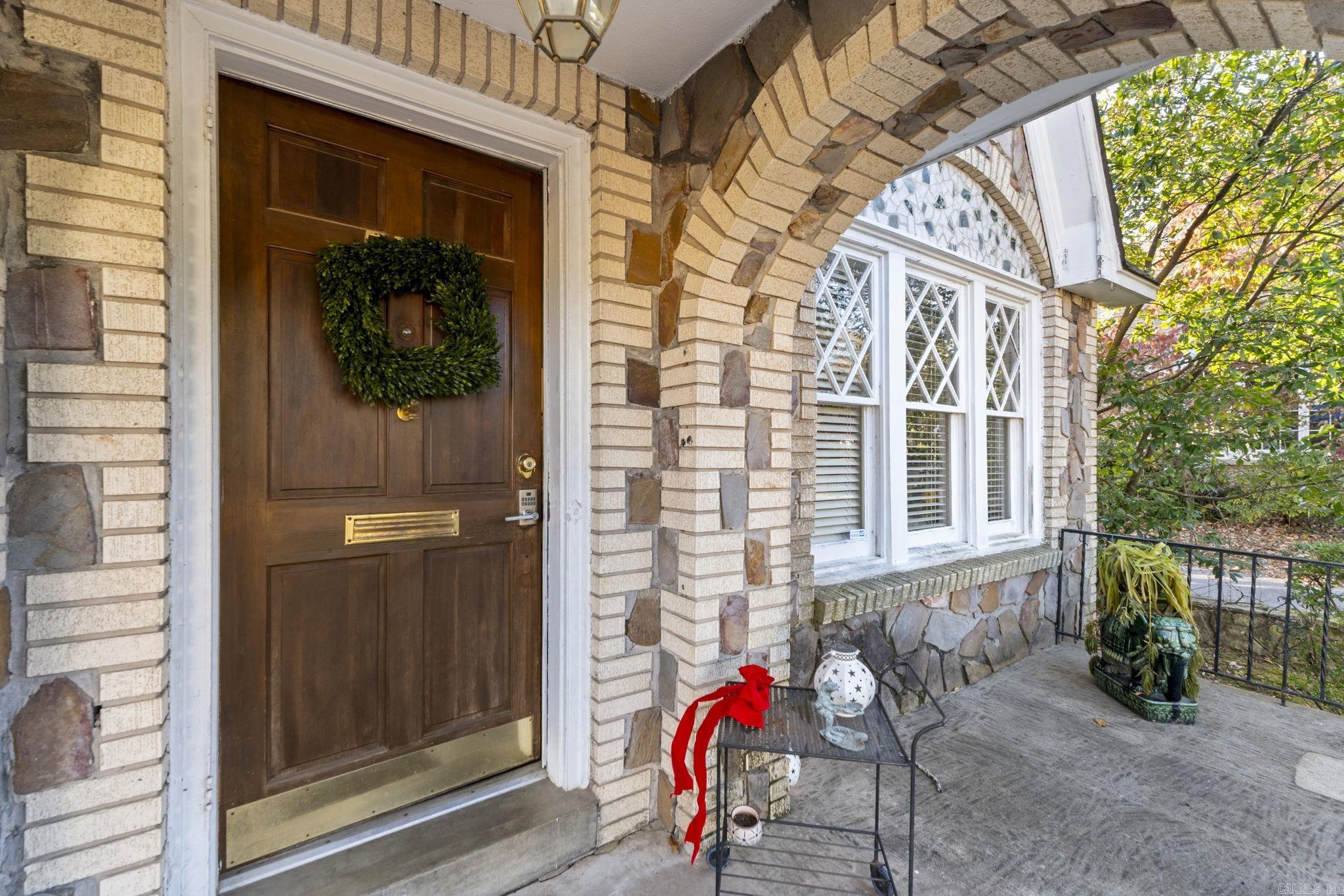 NEWTONS - Residential