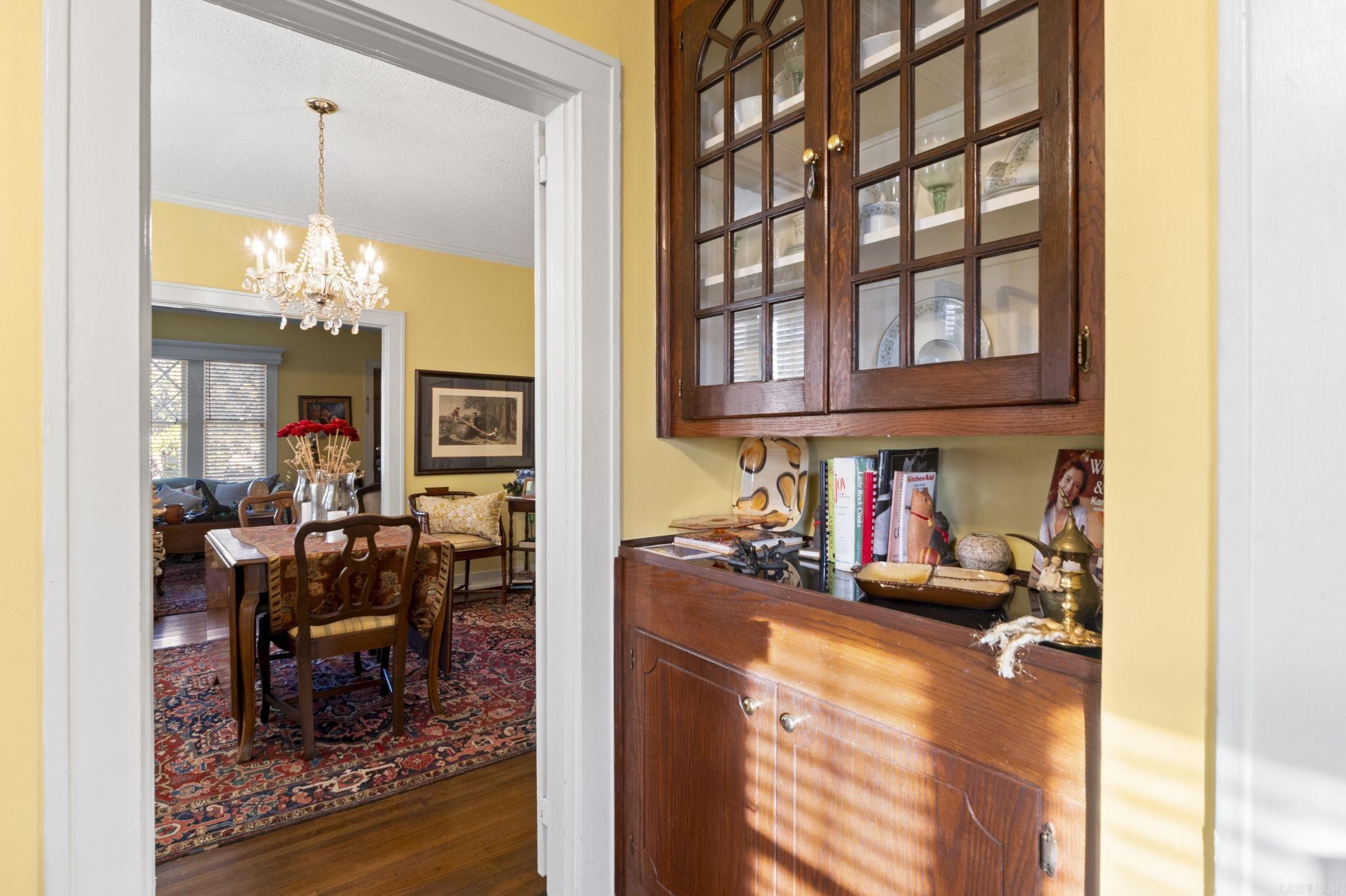 NEWTONS - Residential