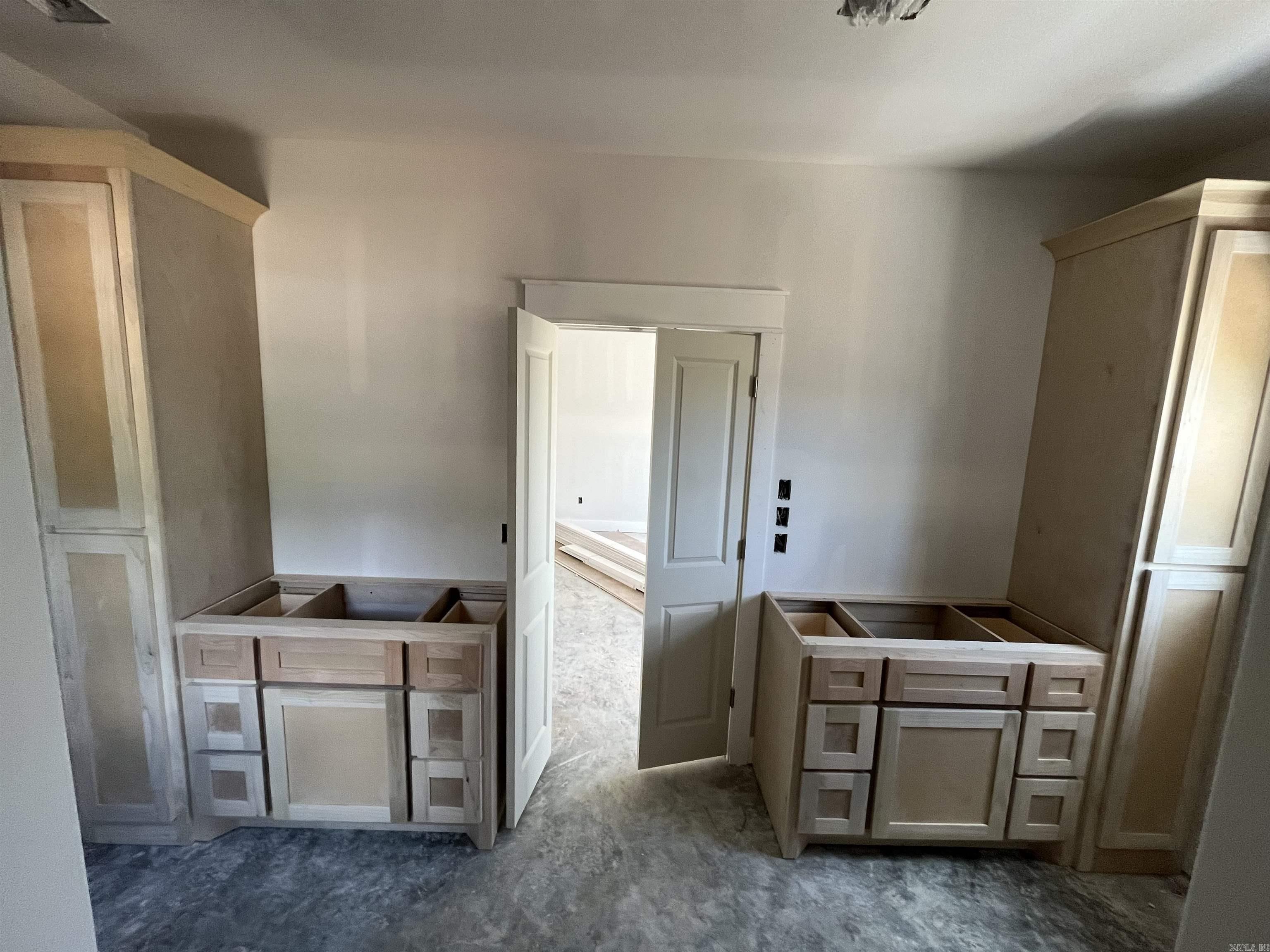 Hawks Point - Residential