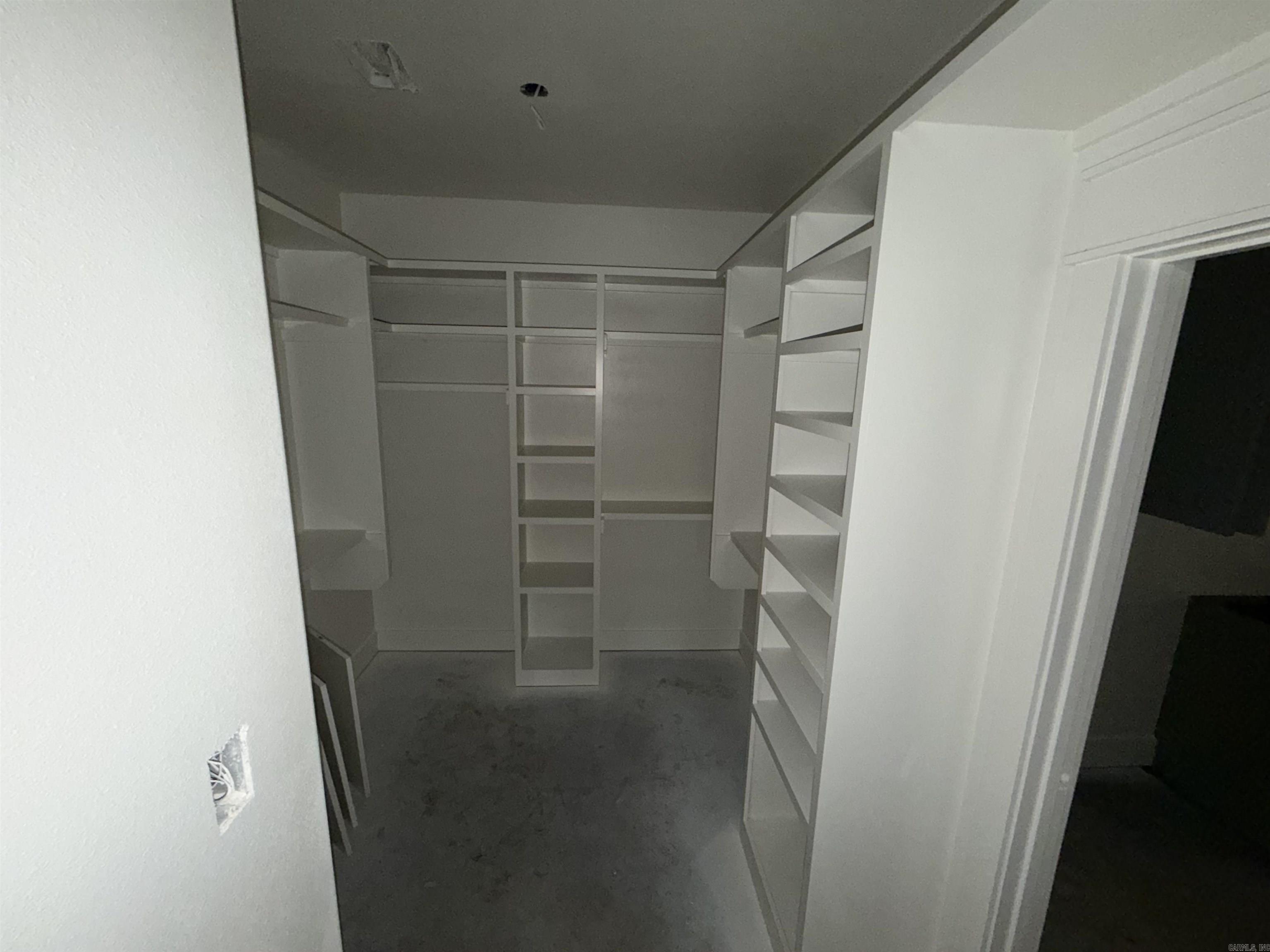 Hawks Point - Residential