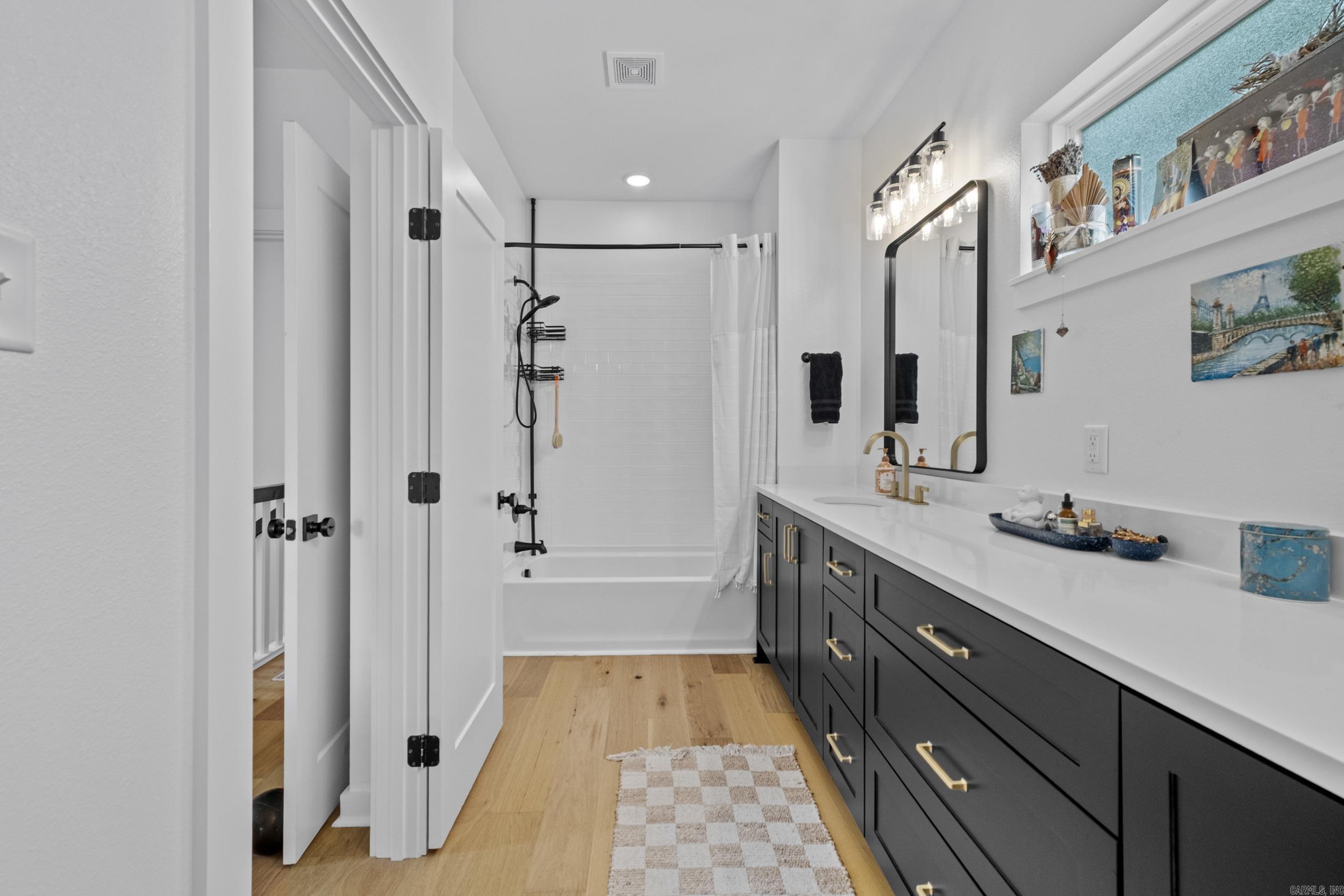 CITY OF LR L14 - Residential