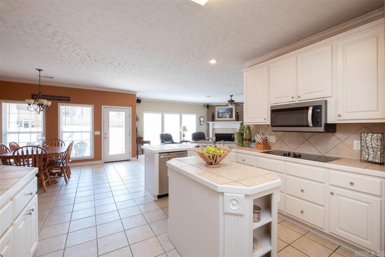 MAUMELLE VALLEY ESTATES - Residential