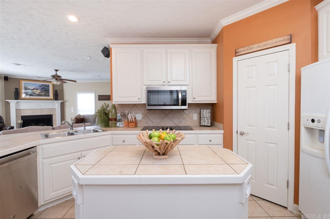 MAUMELLE VALLEY ESTATES - Residential