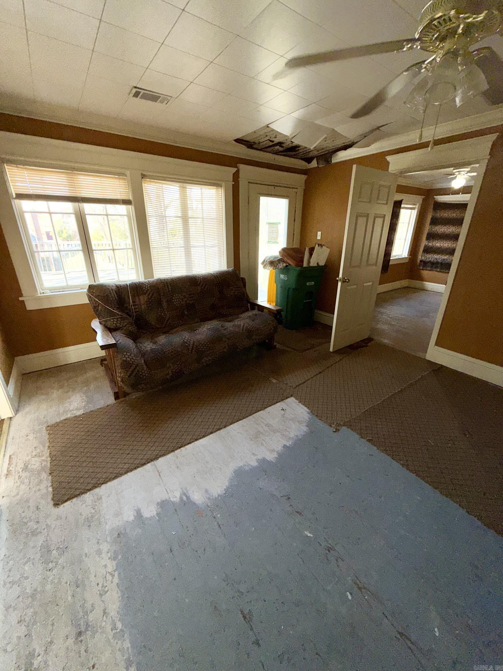 FOREST HILL - Residential